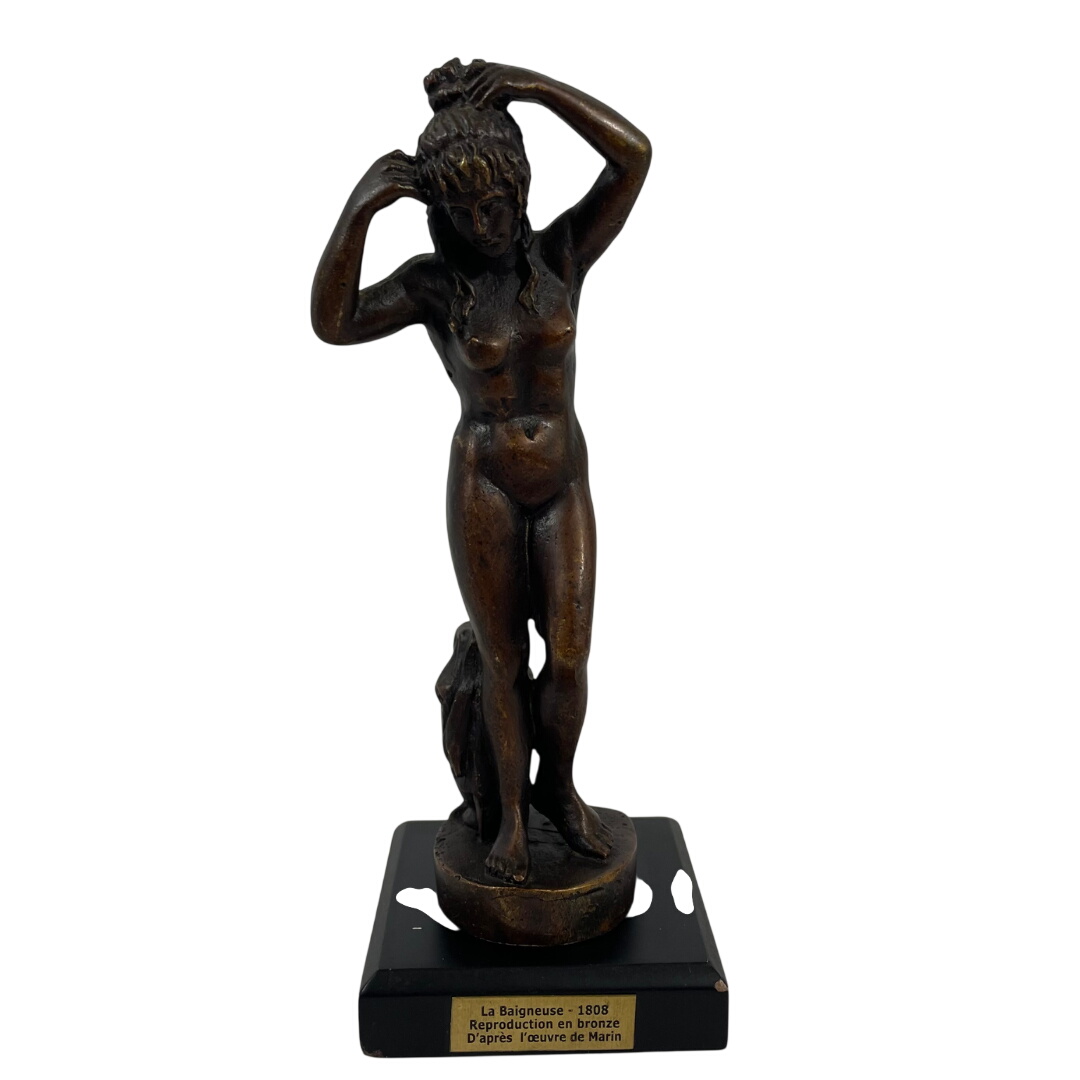Acheter Statuette en bronze - Reproduction de l'œuvre "La Baigneuse" d'après Marin (1808) Très bon état - 25,00 € Statuette en bronze - Reproduction de l'œuvre "La Baigneuse" d'après Marin (1808) Très bon état reconditionné disponible sur Label Emmaüs