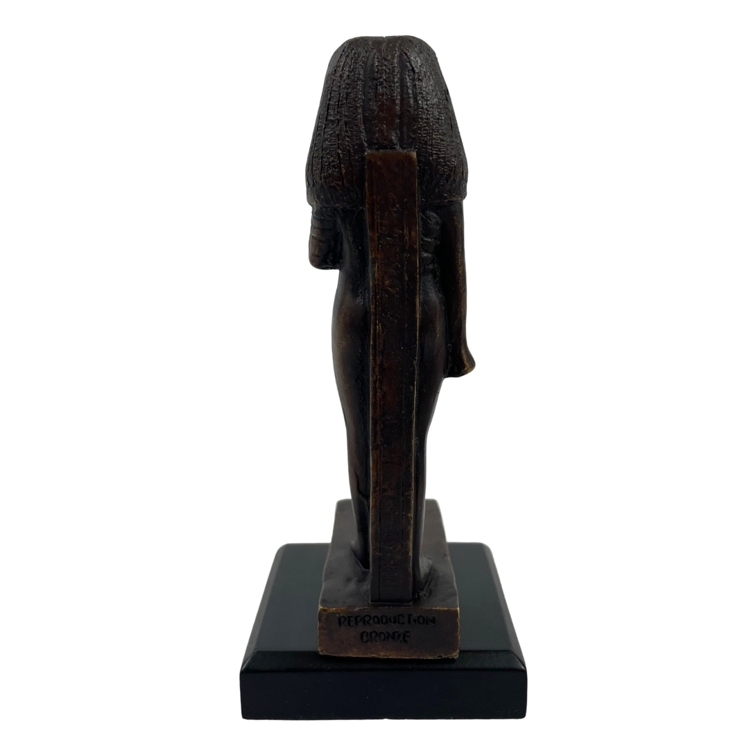 Voir photo 3 de Statuette en Bronze - Reproduction de l'œuvre "La Dame Touy" 1400 av. J.-C Statuette en Bronze - Reproduction de l'œuvre "La Dame Touy" 1400 av. J.-C Très bon état reconditionné photo 3