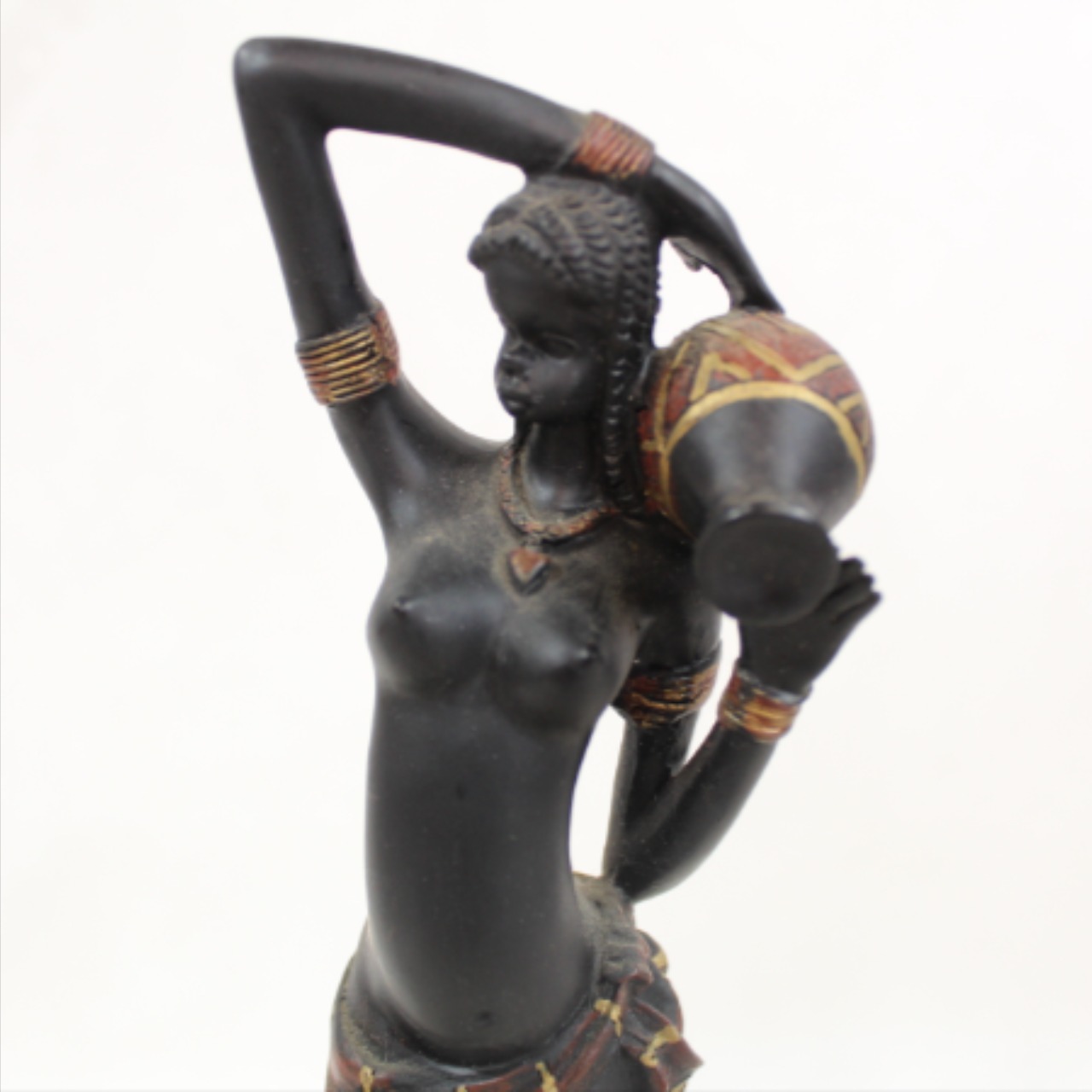 Voir photo 3 de Statuette femme Africaine en pate de verre Statuette femme Africaine en pate de verre reconditionné photo 3