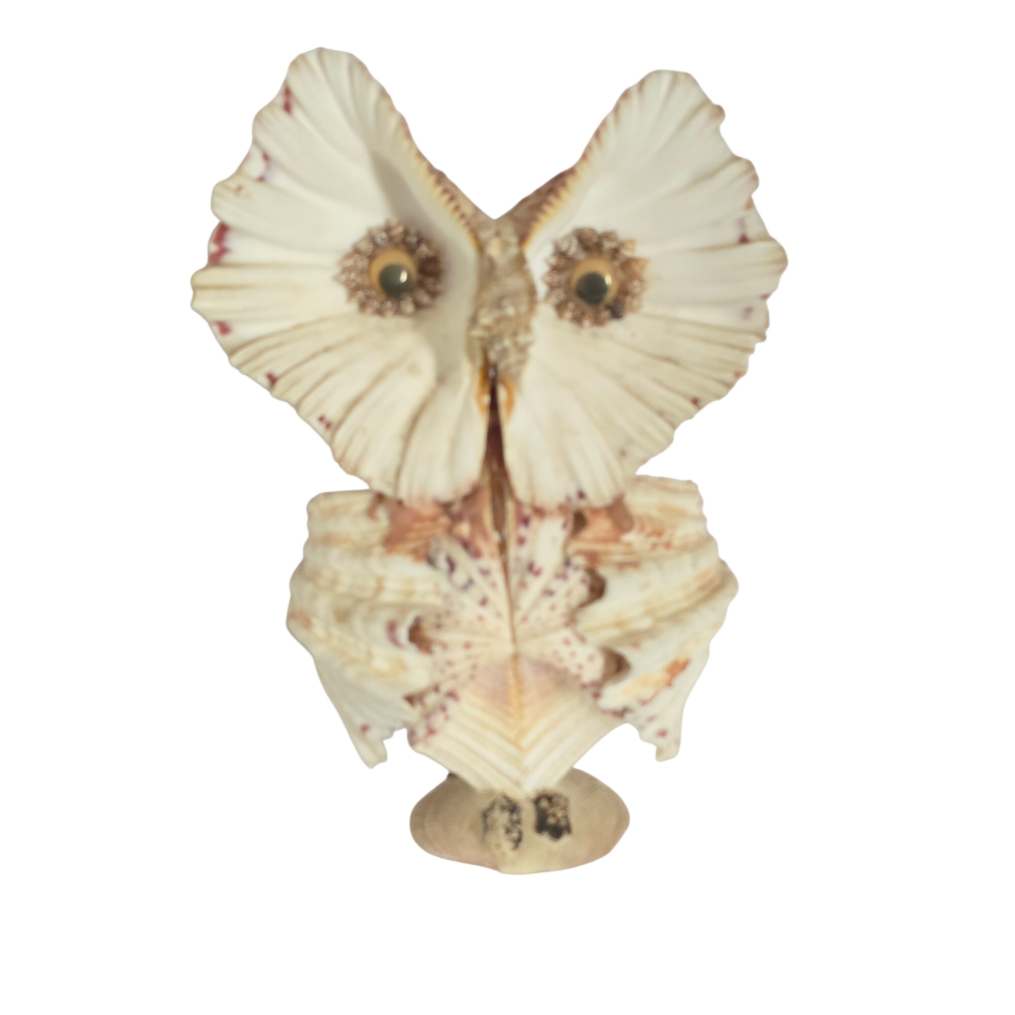 Statuette Hibou en coquillages Bon état - 10,00 € Statuette Hibou en coquillages Bon état reconditionné disponible sur Label Emmaüs