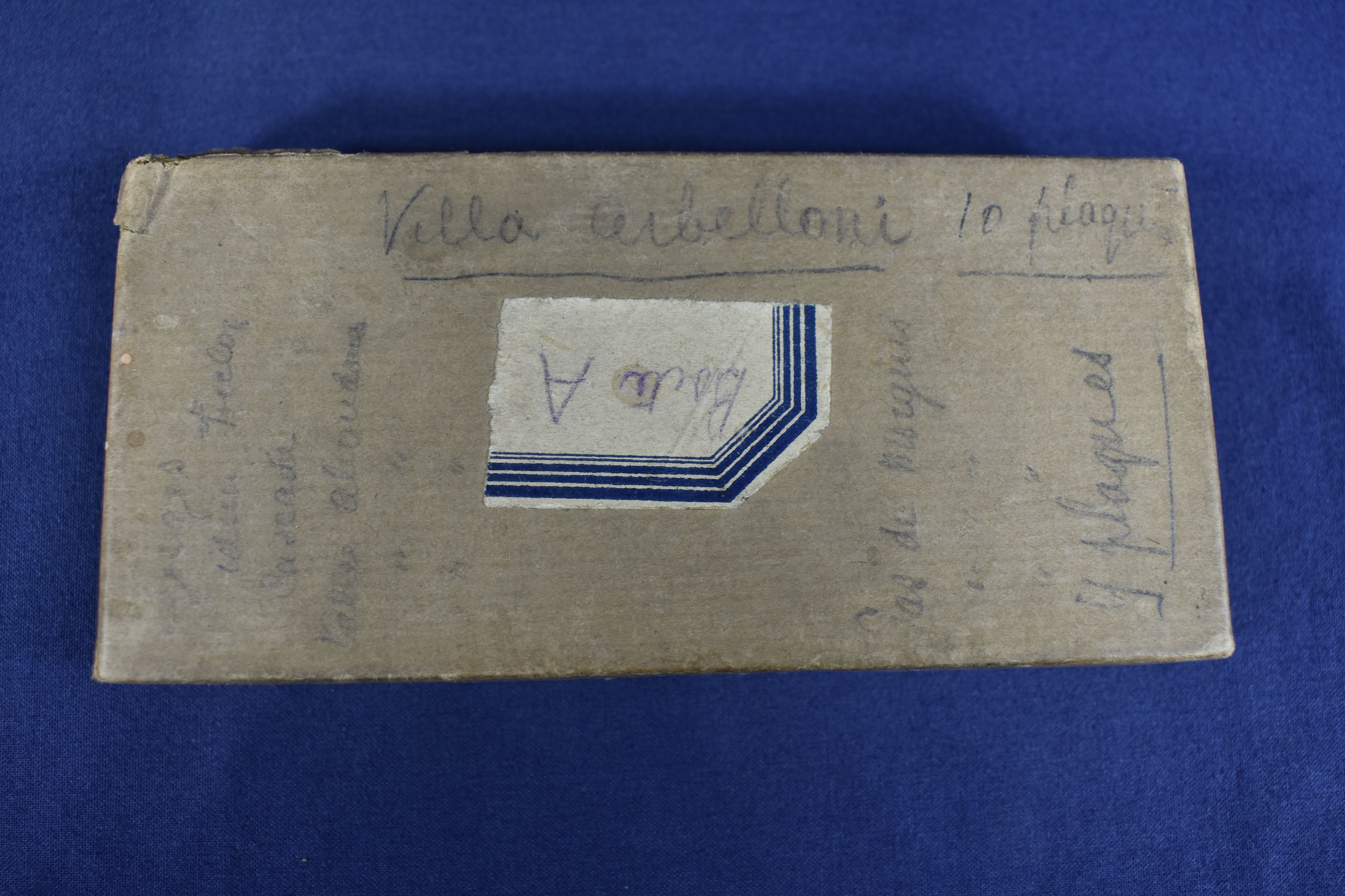 Voir photo 9 de Stéréoscope ancien pour visionnage de plaques photos en verre, + 5 boites au gélatino-bromure d'argent ( environ 60 plaques représentant des paysages de montagne ), ( L 14, l 10 & H 7cm.) Stéréoscope ancien pour visionnage de plaques photos en verre, + 5 boites au gélatino-bromure d'argent ( environ 60 plaques représentant des paysages de montagne ), ( L 14, l 10 & H 7cm.) Bon état reconditionné photo 9