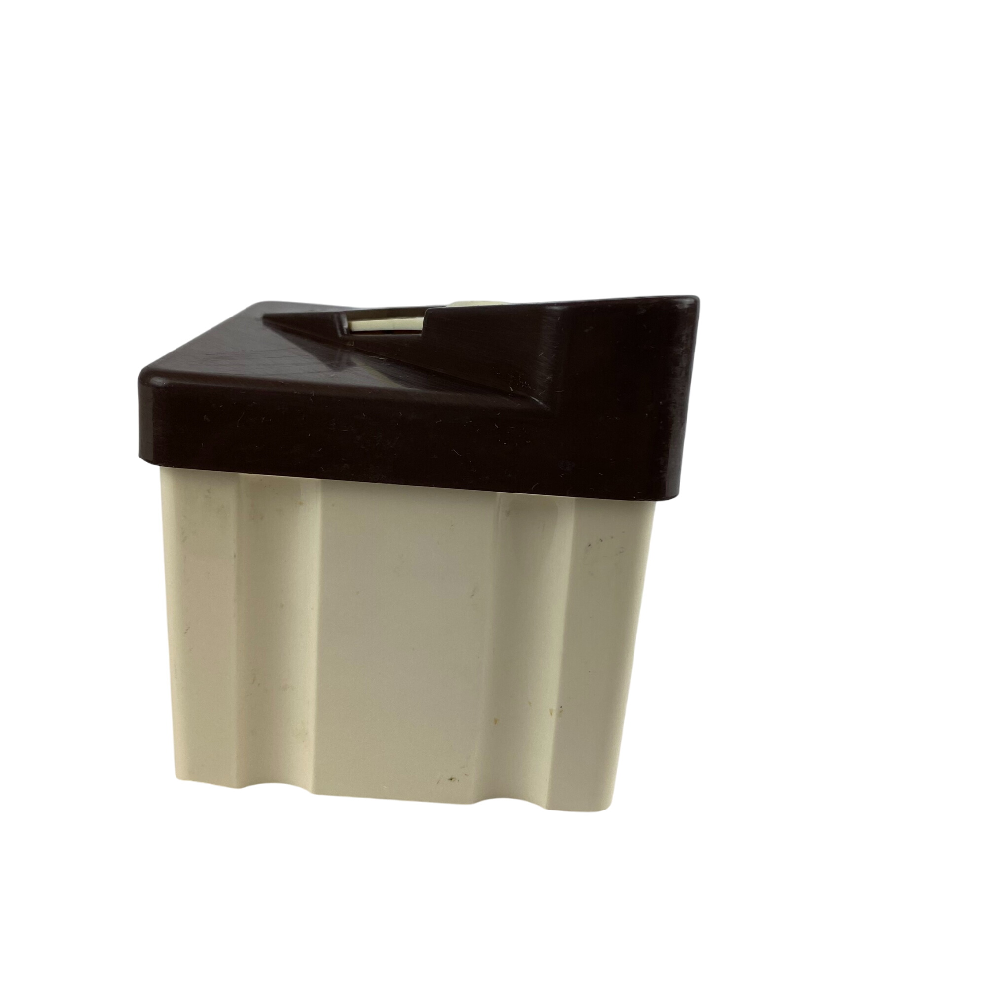 Acheter Sucrier a bec verseur Bon état - 21,60 € Sucrier a bec verseur Bon état reconditionné disponible sur Label Emmaüs