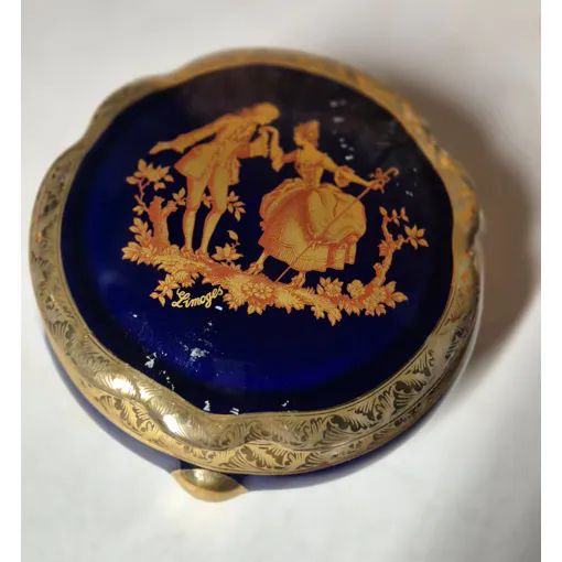 Sucrier Bonbonnière Boîte En Porcelaine De Limoges Bleue Cobalt À Décor Doré ¿ 14 Cm Bon état - 25,00 € Sucrier Bonbonnière Boîte En Porcelaine De Limoges Bleue Cobalt À Décor Doré ¿ 14 Cm Bon état reconditionné disponible sur Rakuten
