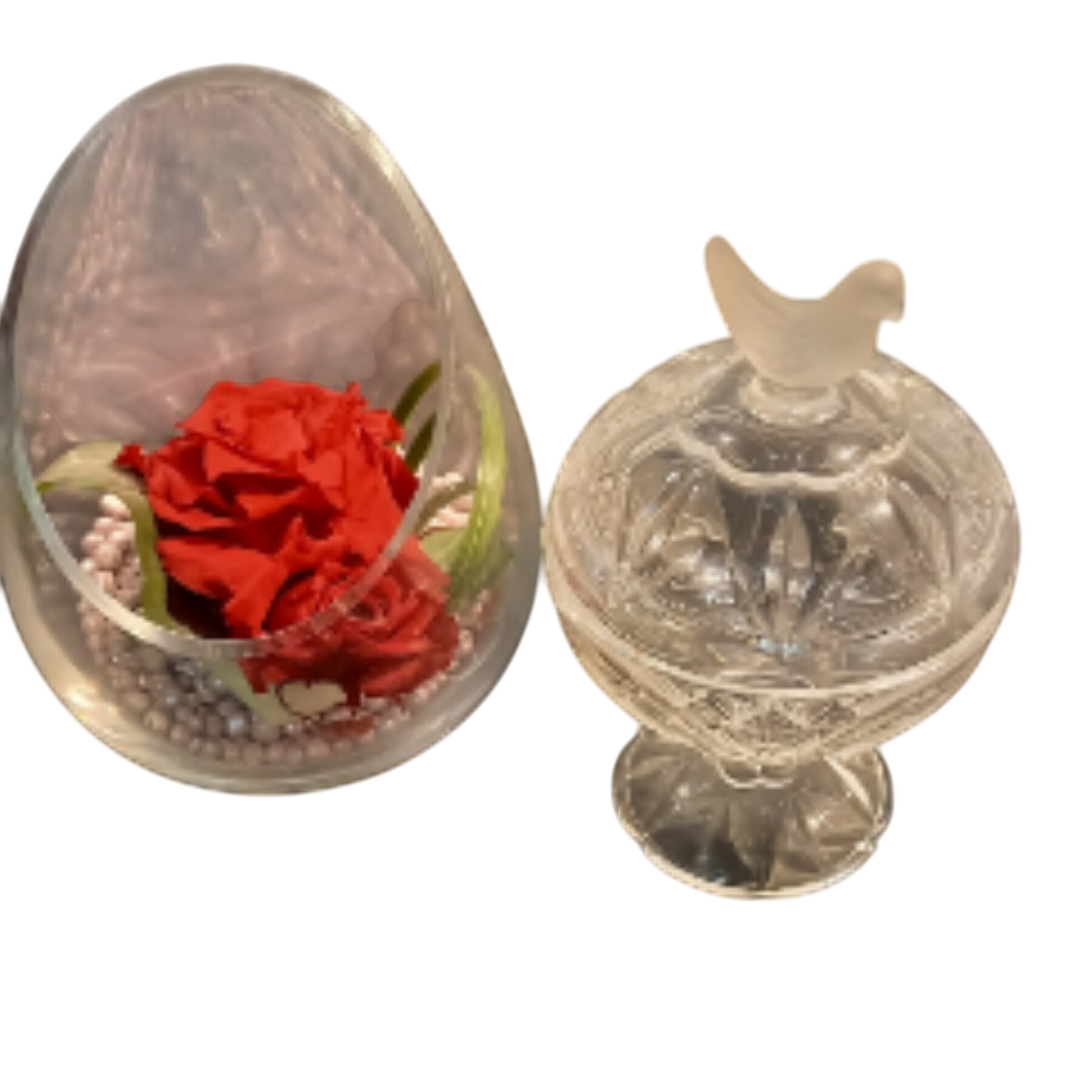 Sucrier en cristal . Vintage . Le Couvercle est surmonté d'un oiseau. Bon état - 15,00 € Sucrier en cristal . Vintage . Le Couvercle est surmonté d'un oiseau. Bon état reconditionné disponible sur Label Emmaüs