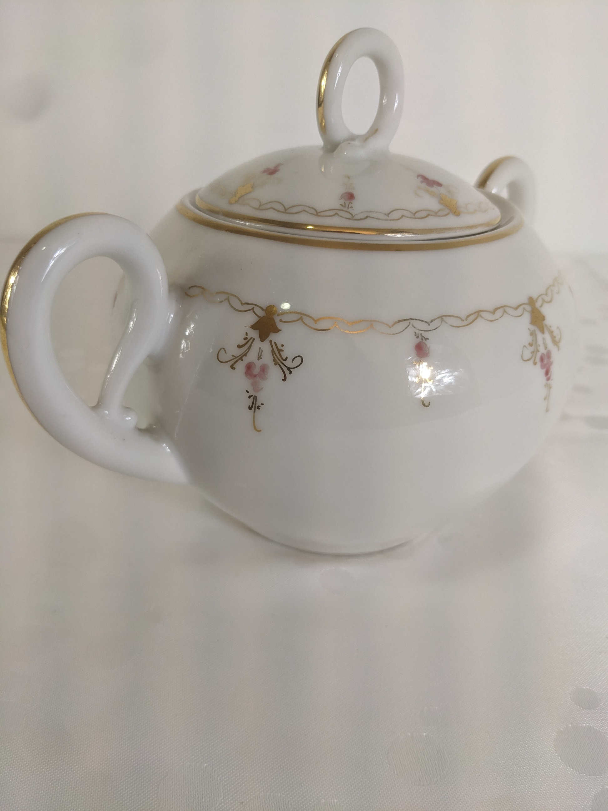 Voir photo 6 de Sucrier en porcelaine art déco Sucrier en porcelaine art déco Très bon état reconditionné photo 6