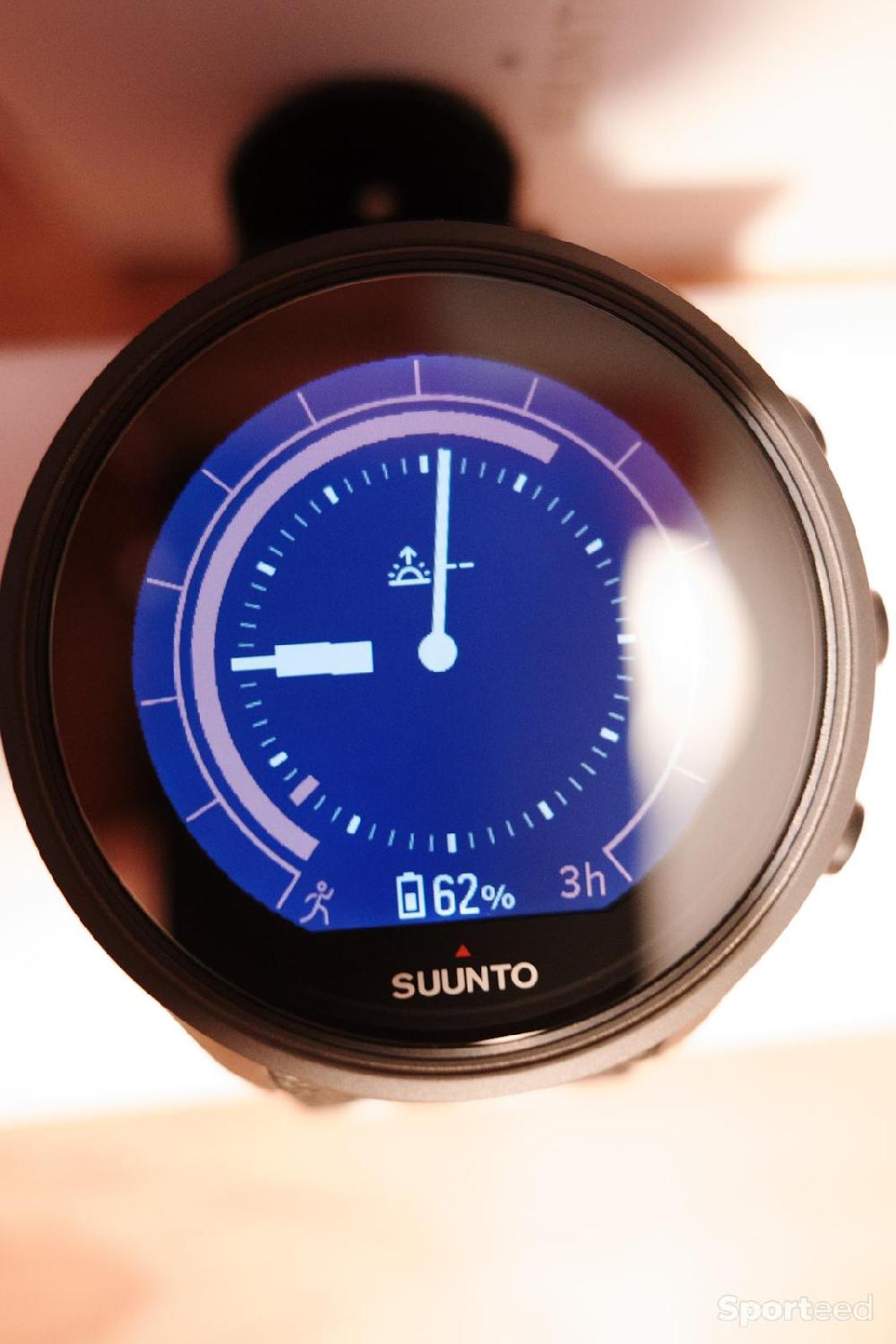Sunnto 9 Baro Titanium Limited Edition - Neuve jamais portée Comme neuf (c'est déjà la condition standard) Suunto reconditionné disponible sur Sporteed
