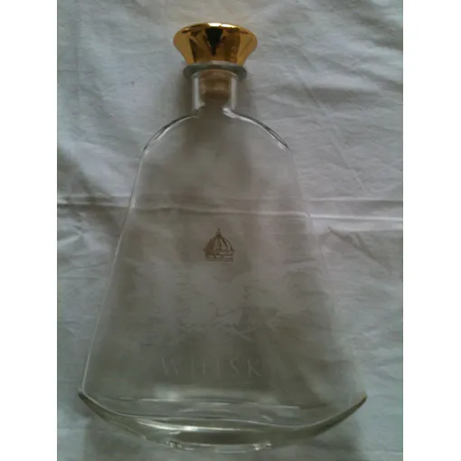 Superbe Carafe Gravée Whisky ( Symbole Aigle ) En Verre - Hauteur 27 Cm Bon état reconditionné disponible sur Rakuten