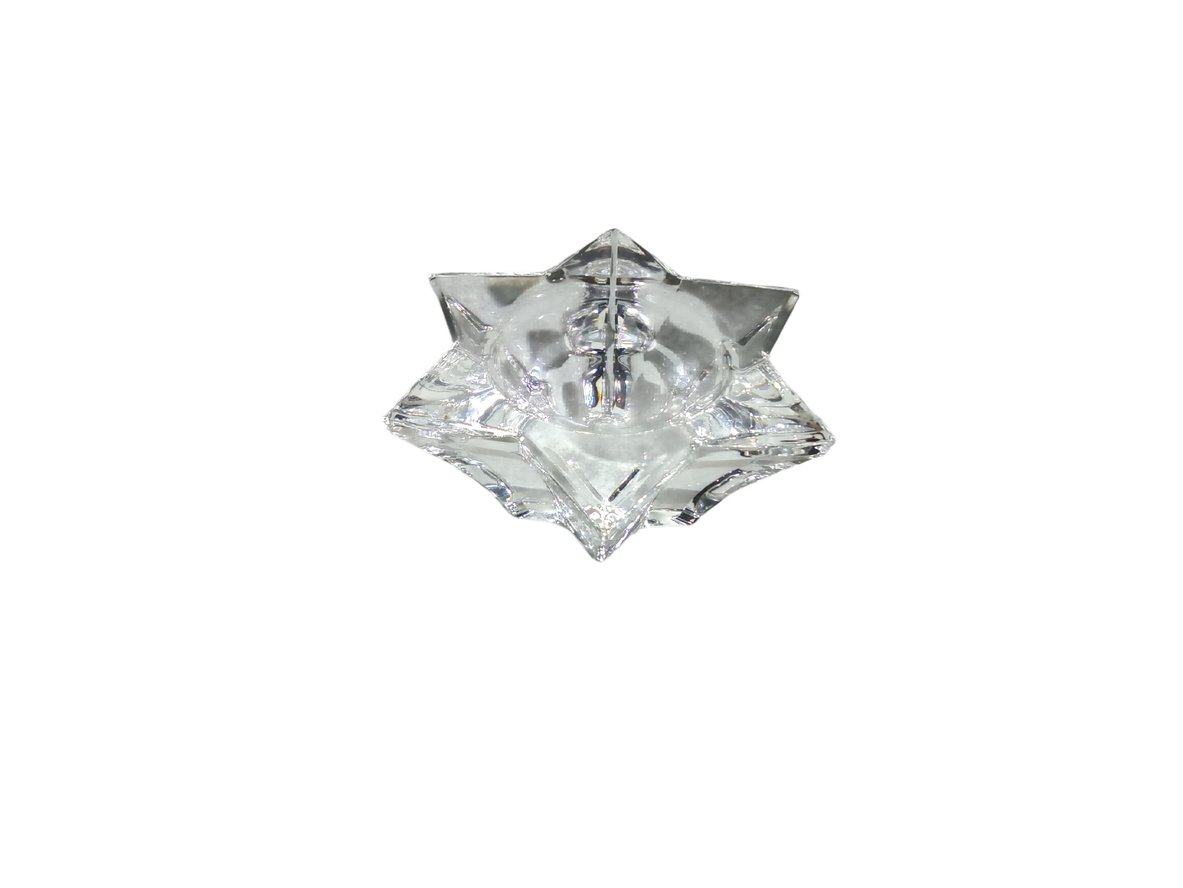 Superbe petit bougeoir en forme d'étoile Villeroy et Boch Parfait état - 21,00 € Superbe petit bougeoir en forme d'étoile Villeroy et Boch Parfait état reconditionné disponible sur Label Emmaüs