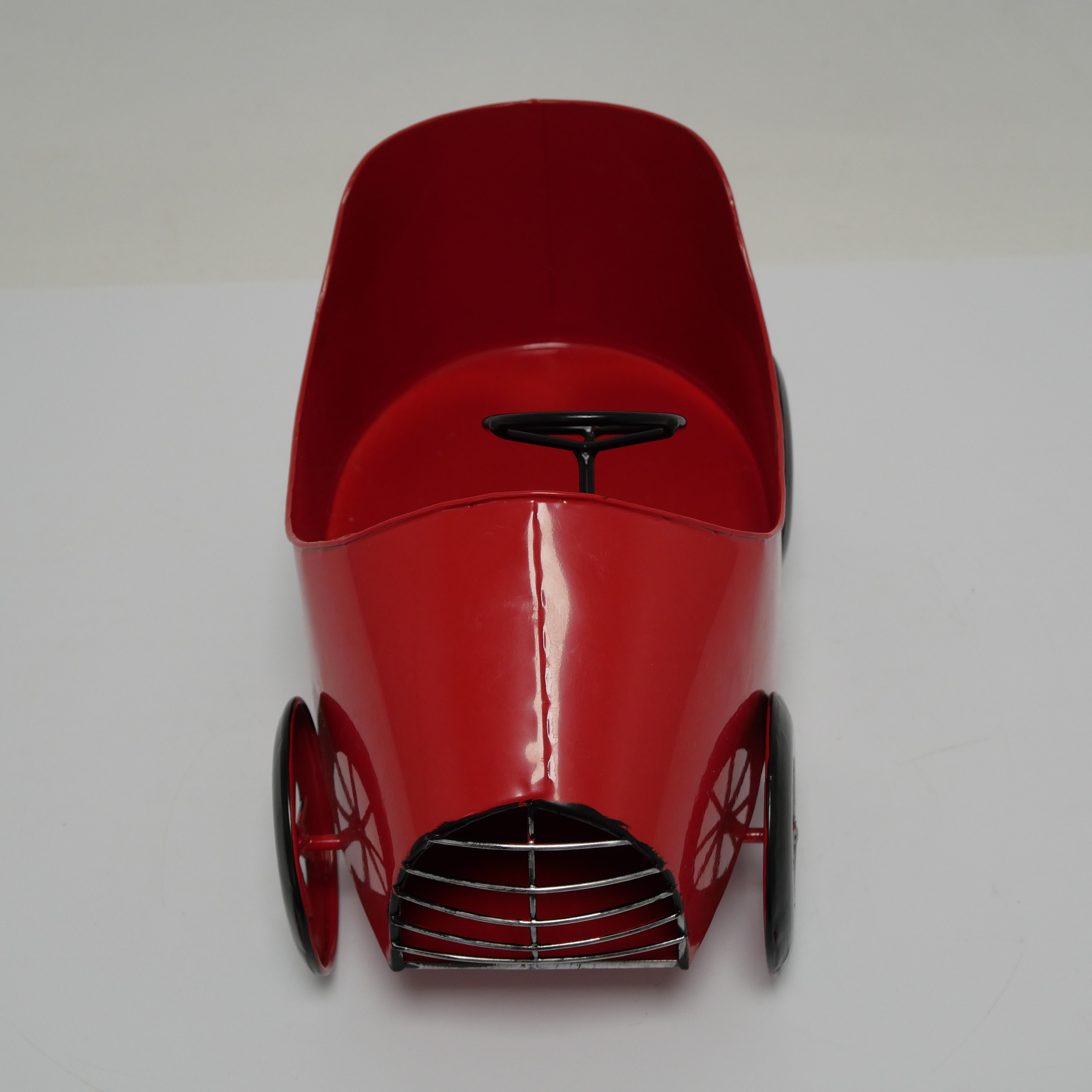 Voir photo 2 de Superbe Voiture Ancienne Miniature en Métal Rouge Superbe Voiture Ancienne Miniature en Métal Rouge Bon état reconditionné photo 2