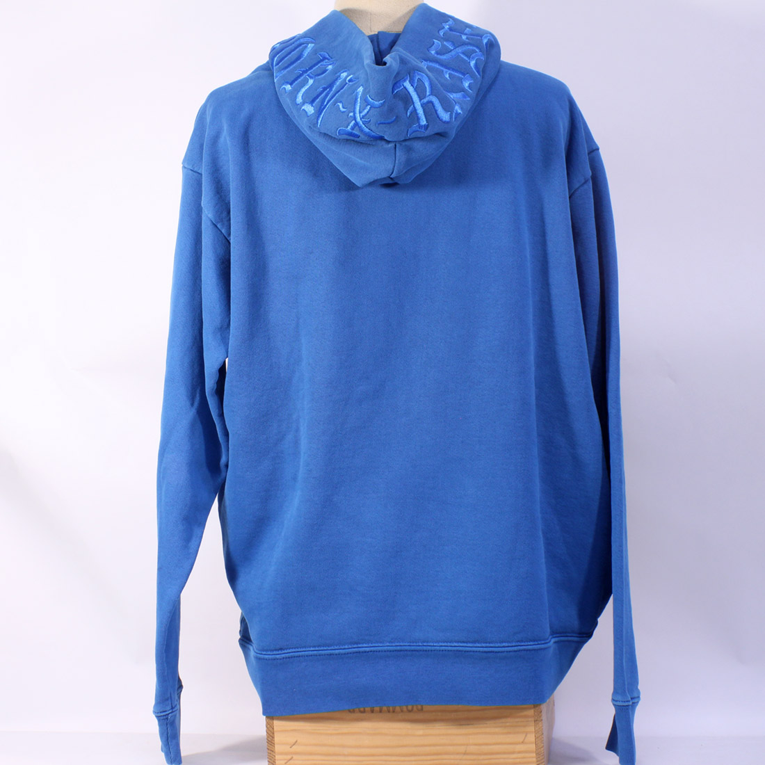 Voir photo 2 de Sweat à capuche Born X Raised T. S Sweat à capuche Born X Raised T. S Parfait état reconditionné photo 2