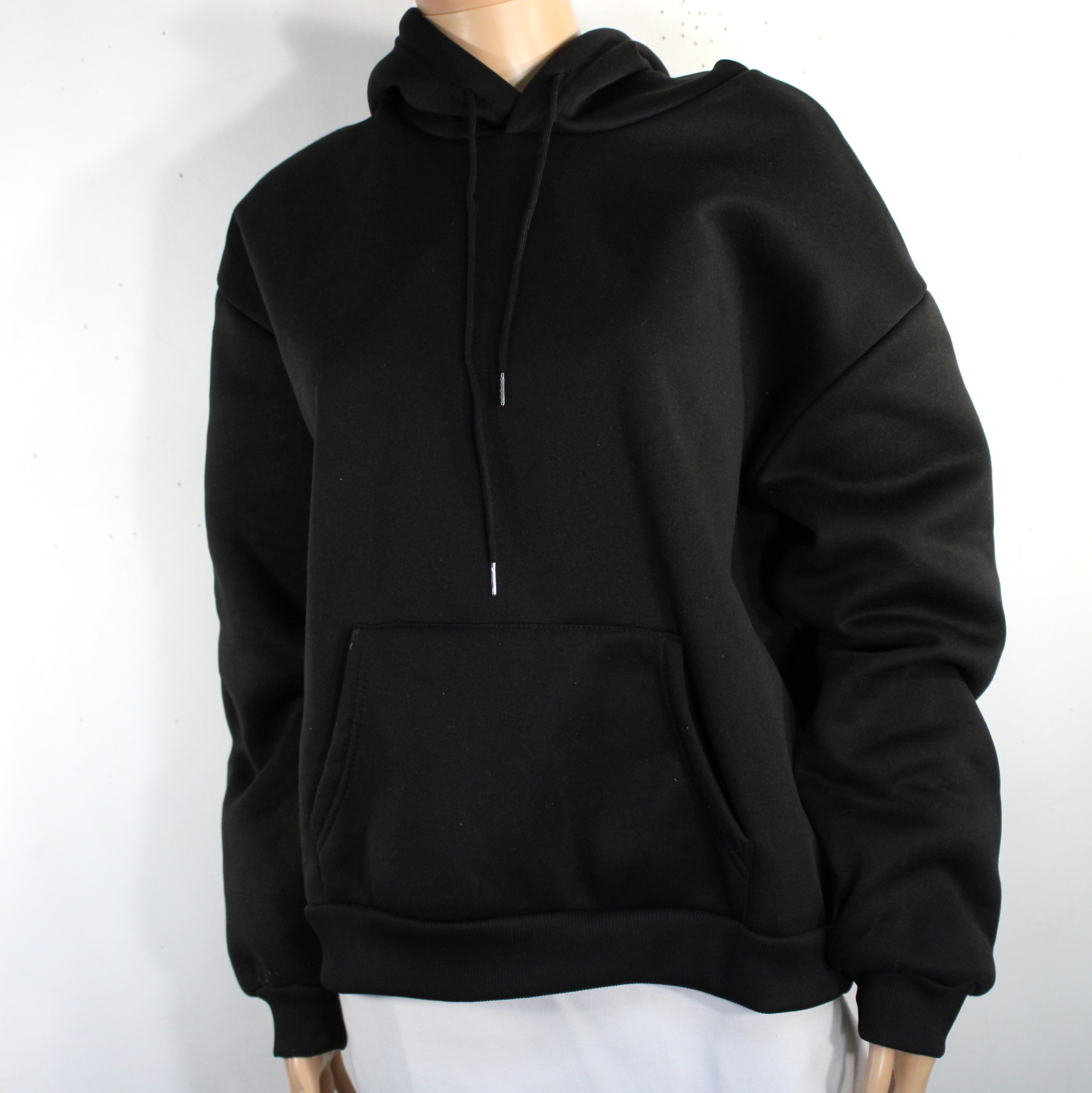 Acheter Sweat Femme Noire Rose Taille XL Très bon état - 10,00 € Sweat Femme Noire Rose Taille XL Très bon état reconditionné disponible sur Label Emmaüs