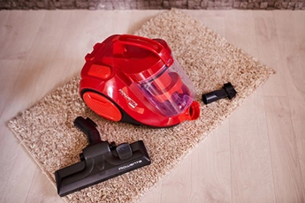 Swift Power RO2913EA Aspirateur 1,2 L Aspirateur réservoir cylindrique Sec 750 W Sans sac Très bon état Rowenta reconditionné disponible sur Darty