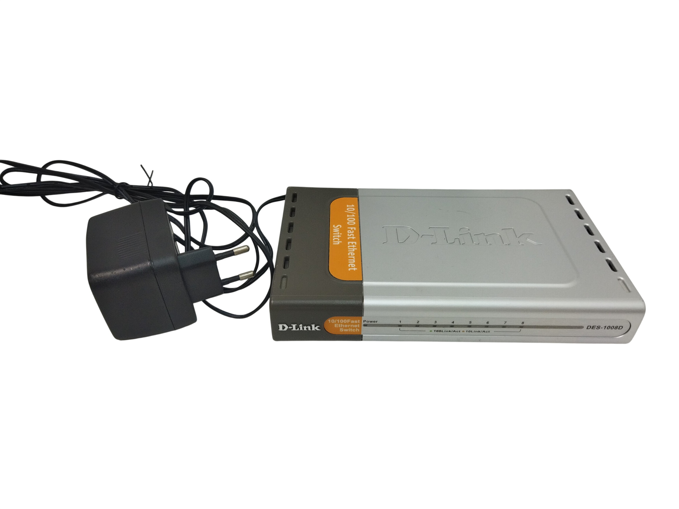 Acheter Switch D-Link avec 8 Ports 10/100 FAST Ethernet Très bon état - 10,00 € Switch D-Link avec 8 Ports 10/100 FAST Ethernet Très bon état reconditionné disponible sur Label Emmaüs