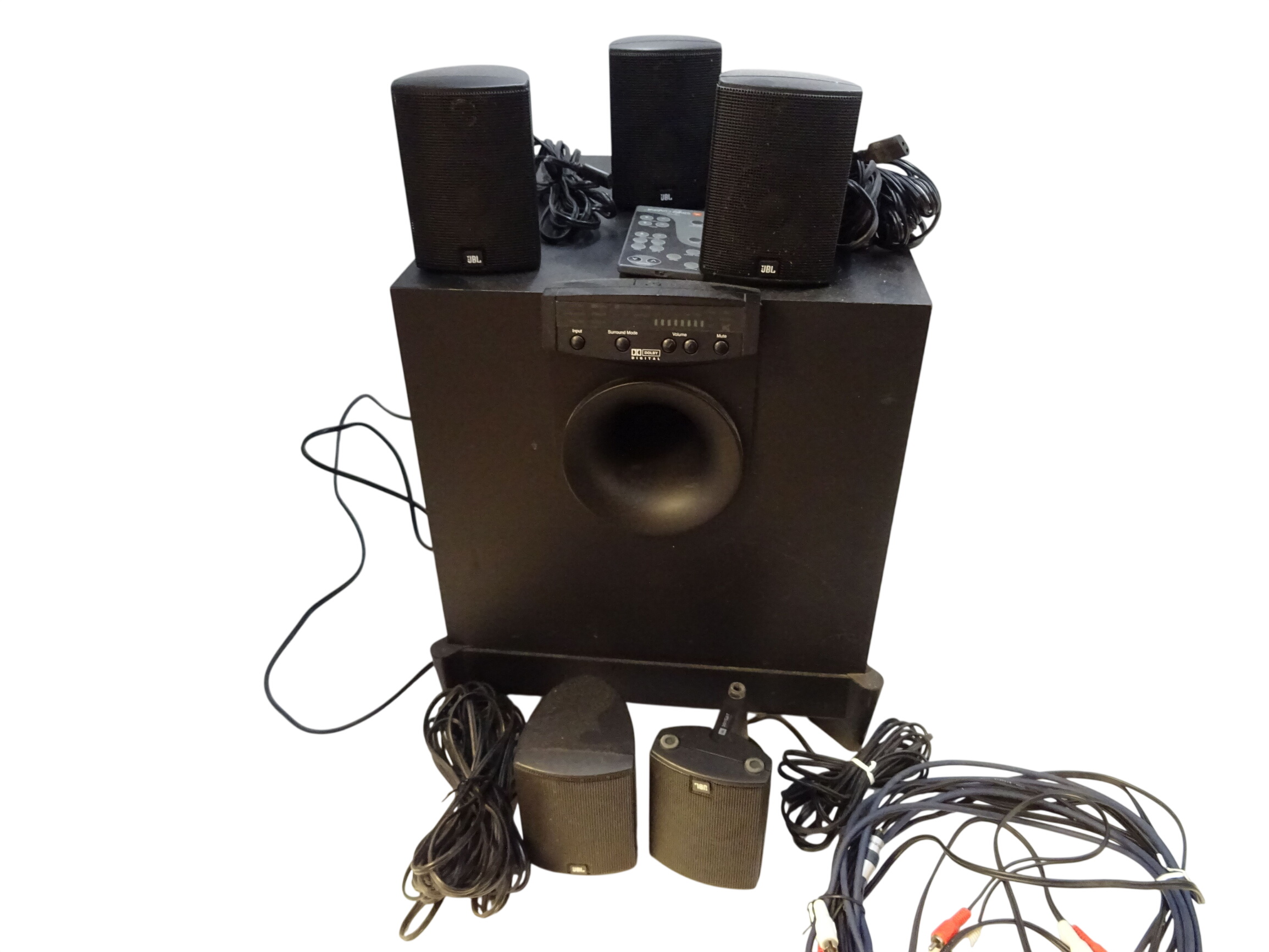 Acheter Système audio JBL simply cinema sub 333. bon état - 35,00 € Système audio JBL simply cinema sub 333. bon état reconditionné disponible sur Label Emmaüs