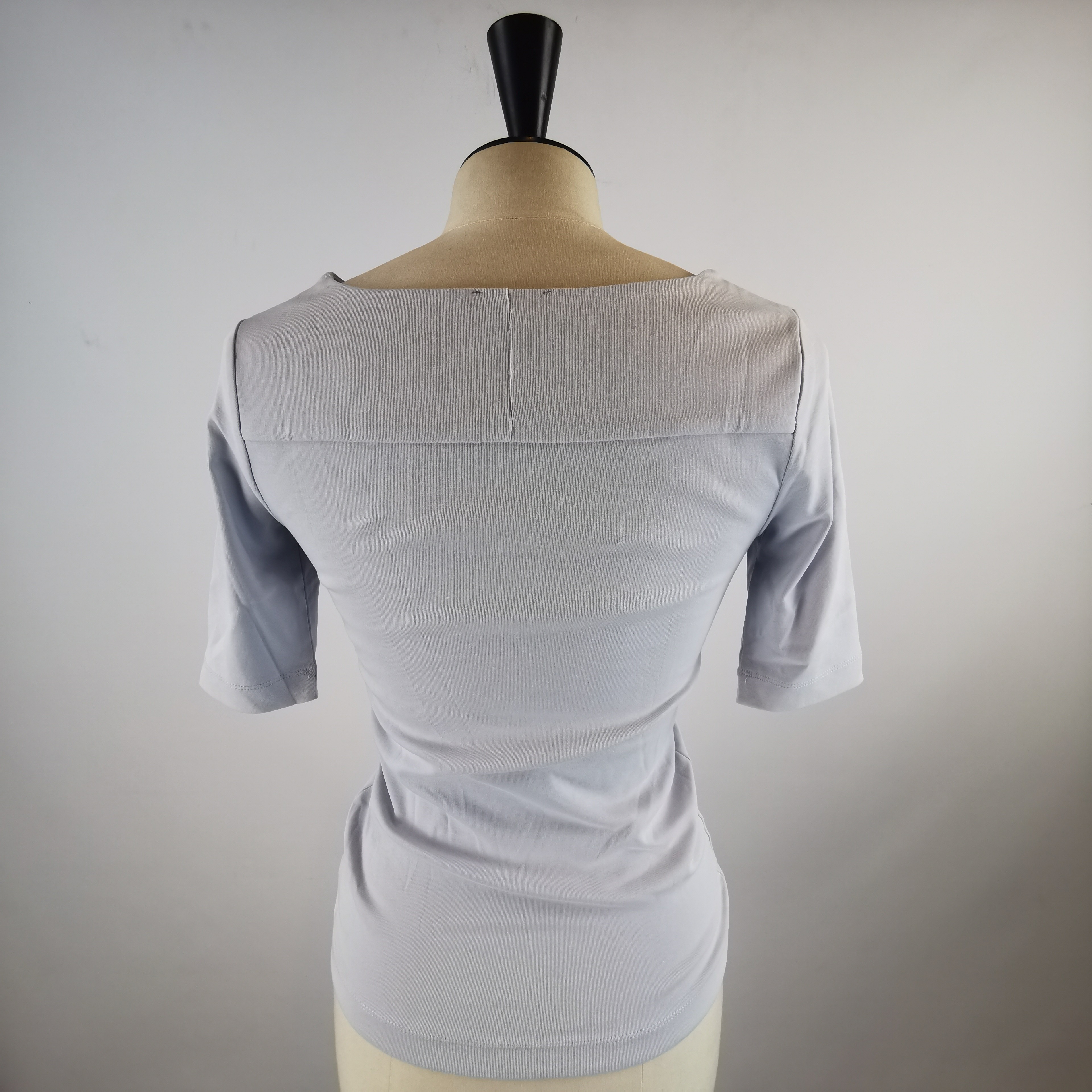 Voir photo 2 de T-shirt ANN TAYLOR TXXS T-shirt ANN TAYLOR TXXS Très bon état reconditionné photo 2