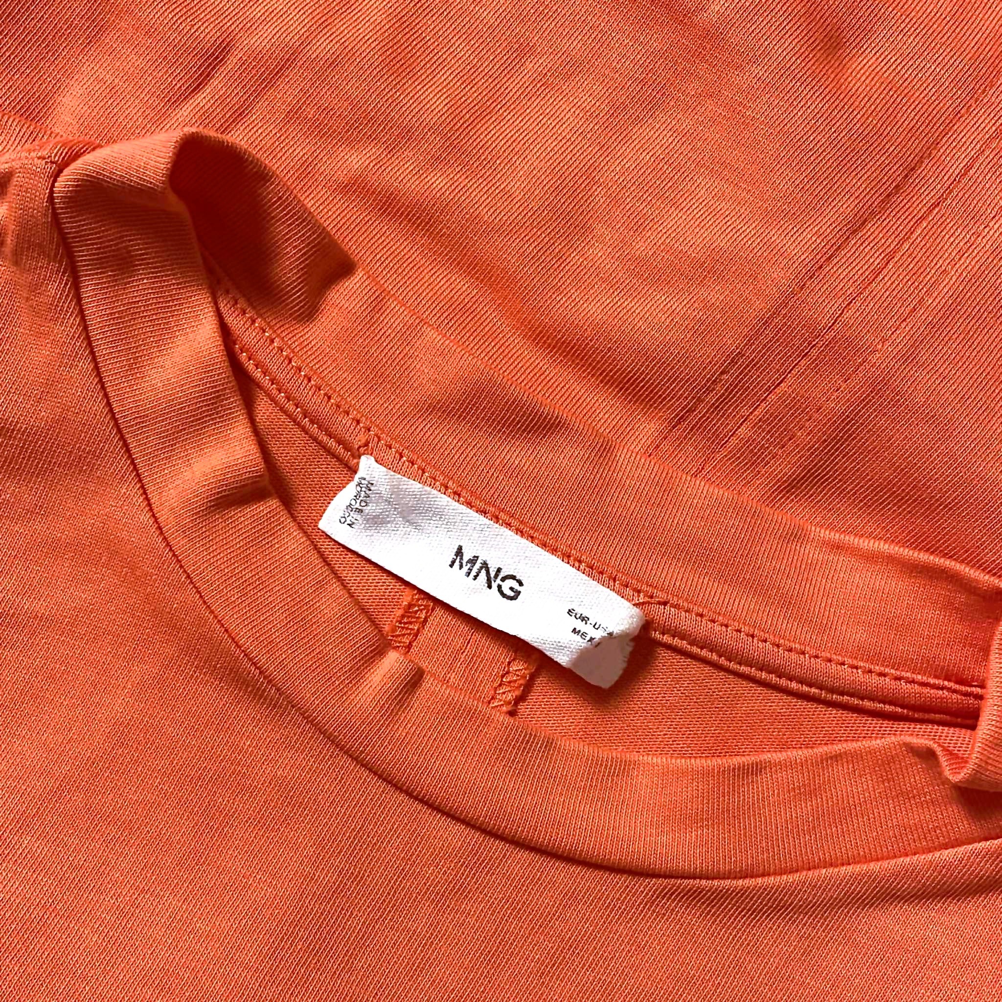 Voir photo 5 de T shirt Femme à Manches Courtes - MANGO - M T shirt Femme à Manches Courtes - MANGO - M Très bon état reconditionné photo 5