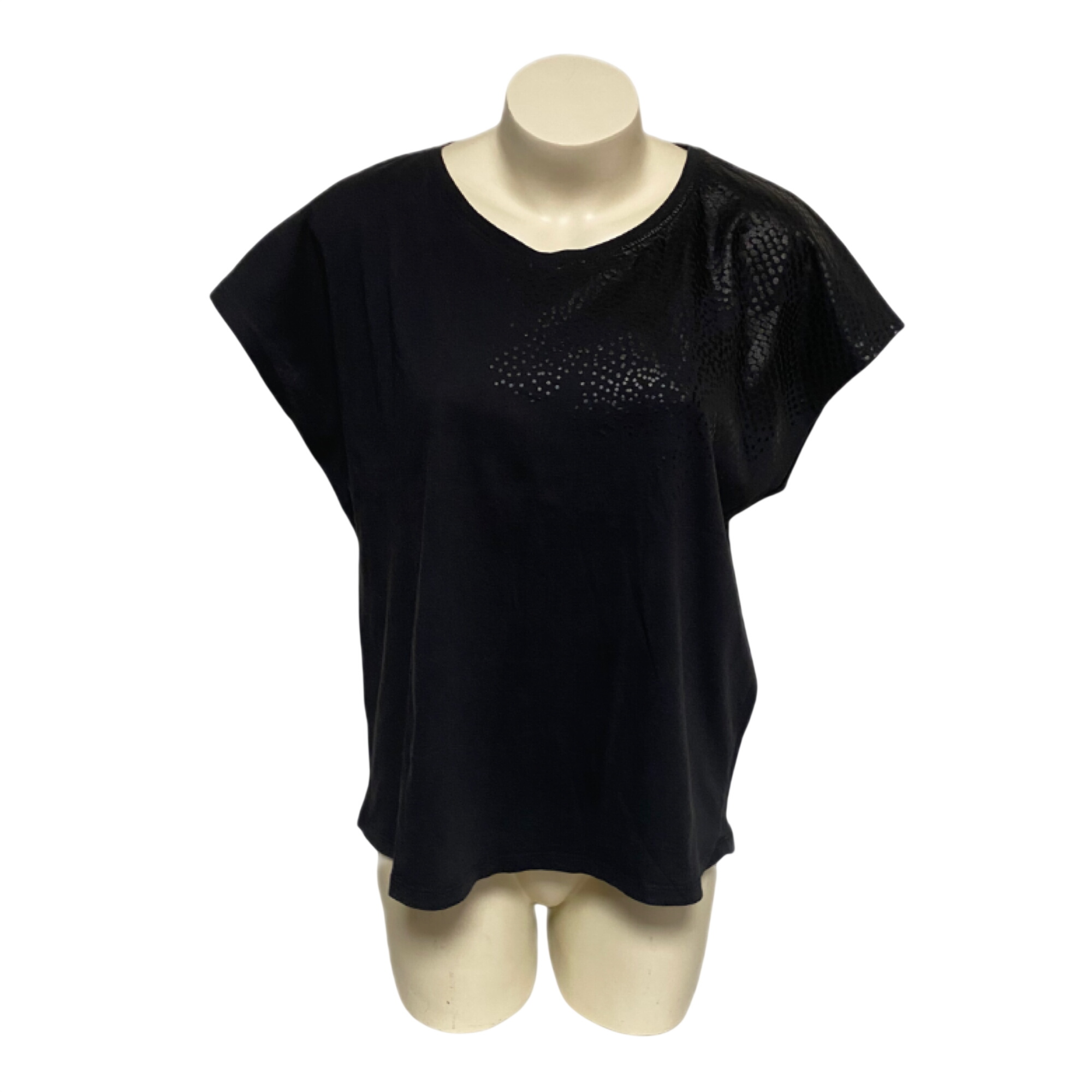 Acheter T-shirt Femme à manches courtes - ONLY - L Très bon état - 10,00 € T-shirt Femme à manches courtes - ONLY - L Très bon état reconditionné disponible sur Label Emmaüs