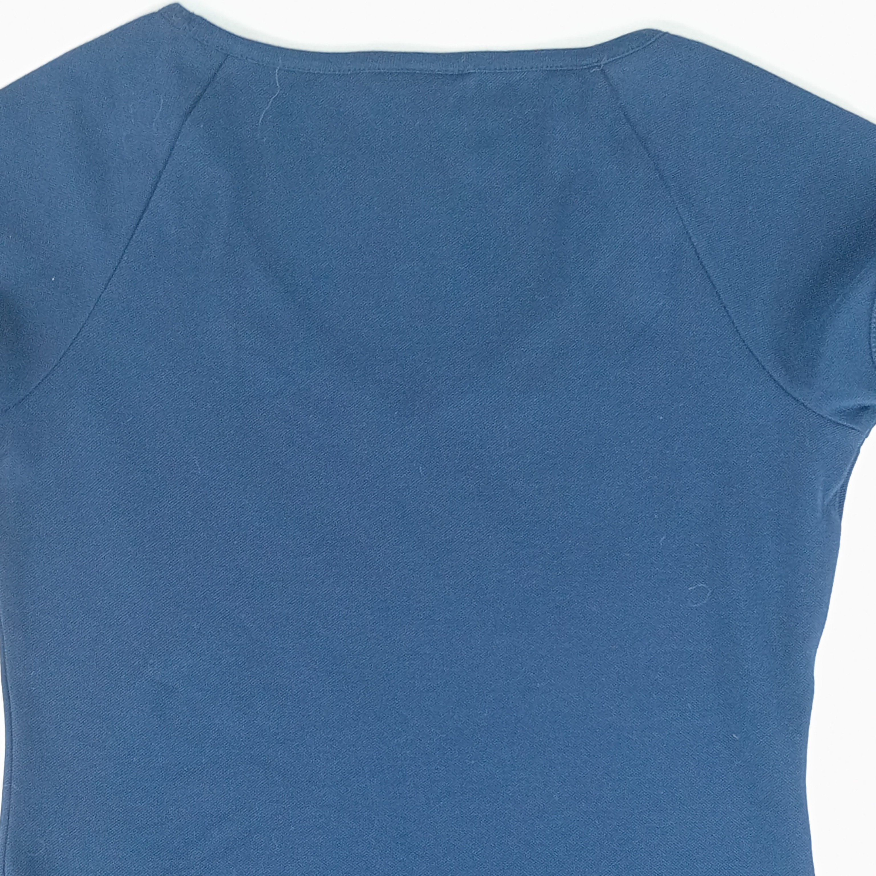 Voir photo 4 de T shirt - femme - marque Lacoste - manches courtes - couleur bleu marine - taille L (40) T shirt - femme - marque Lacoste - manches courtes - couleur bleu marine - taille L (40) Très bon état reconditionné photo 4