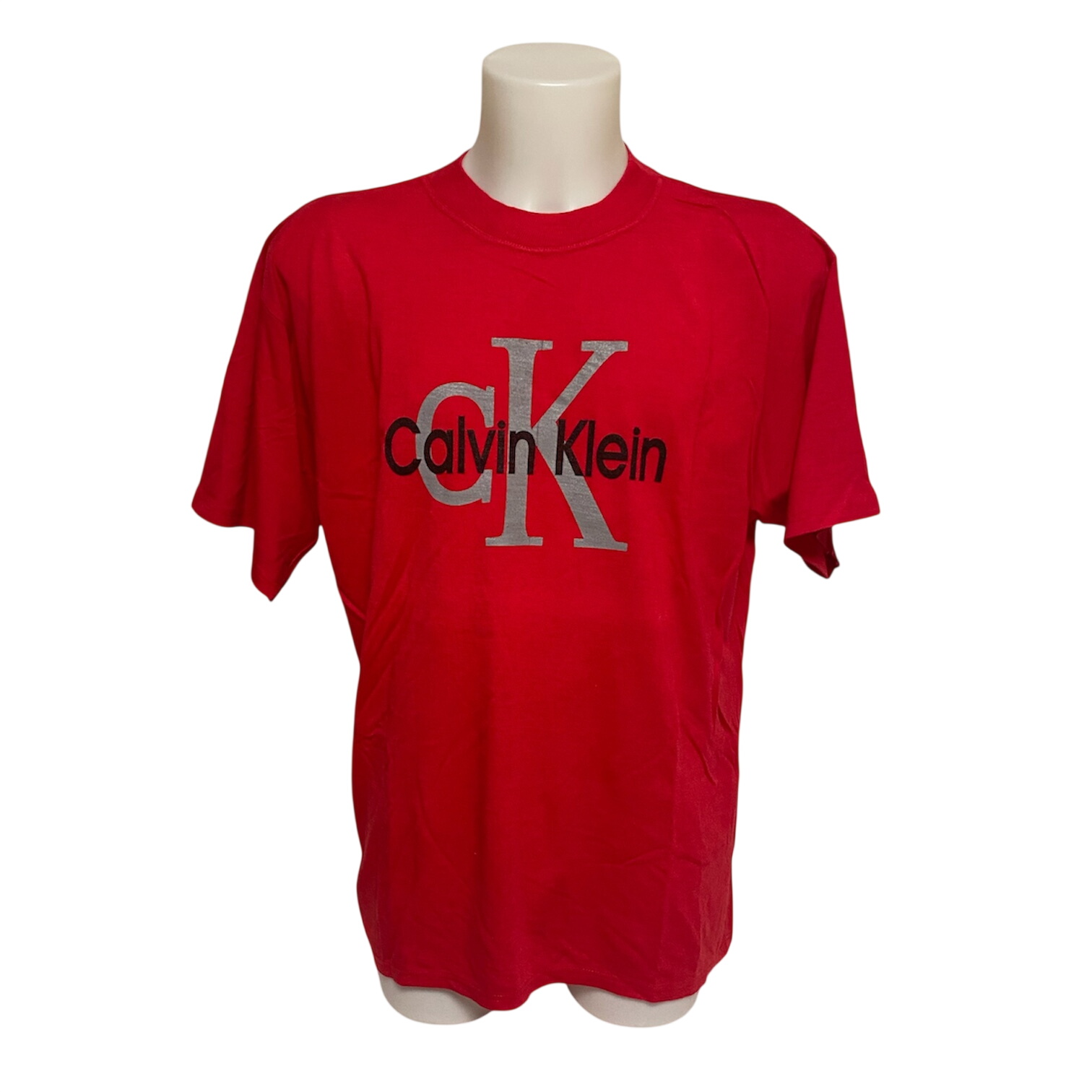 Acheter T-shirt Homme à Manches Courtes - CALVIN KLEIN - XXL Très bon état - 10,00 € T-shirt Homme à Manches Courtes - CALVIN KLEIN - XXL Très bon état reconditionné disponible sur Label Emmaüs