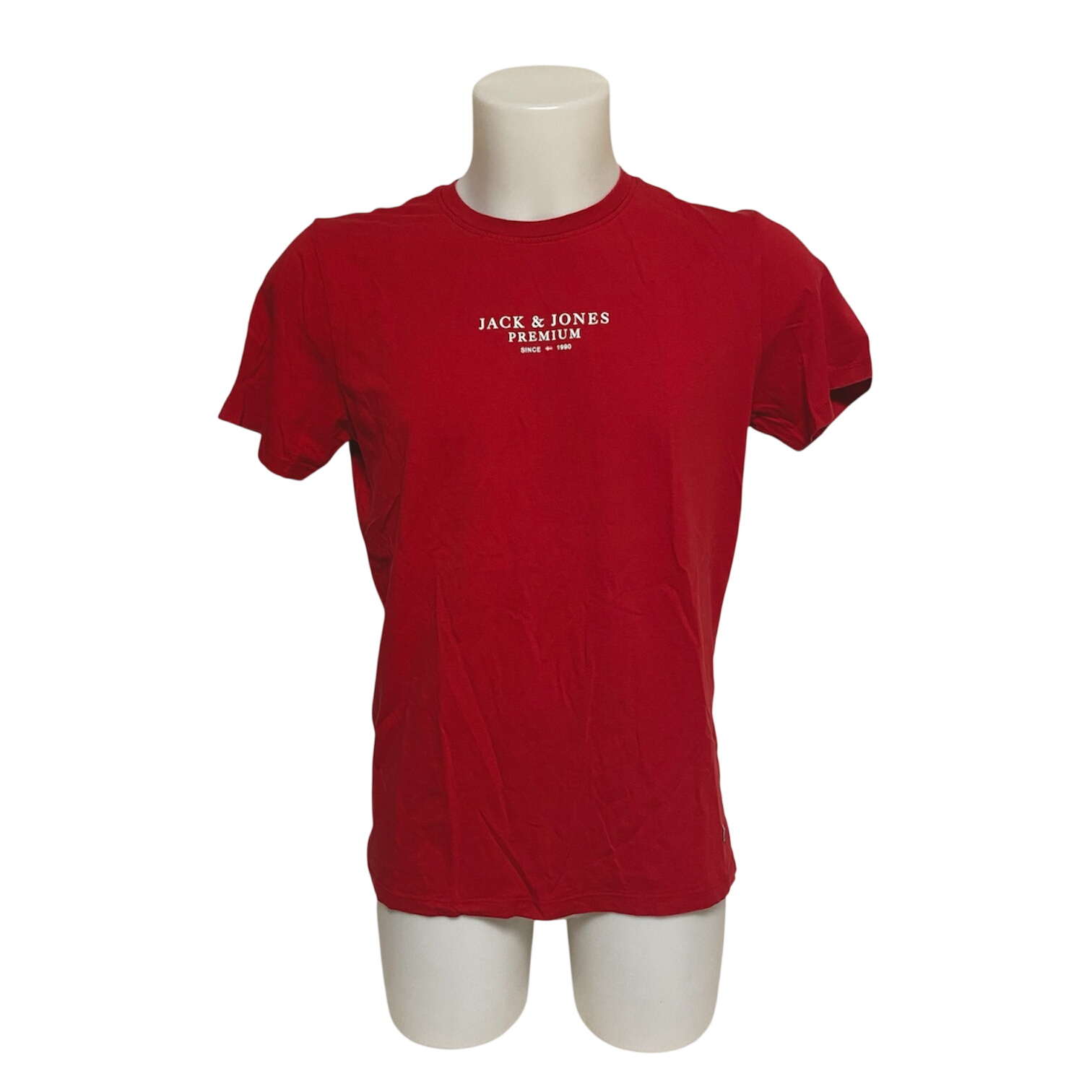 T-shirt Homme à Manches Courtes - JACK & JONES - L Très bon état - 10,00 € T-shirt Homme à Manches Courtes - JACK & JONES - L Très bon état reconditionné disponible sur Label Emmaüs