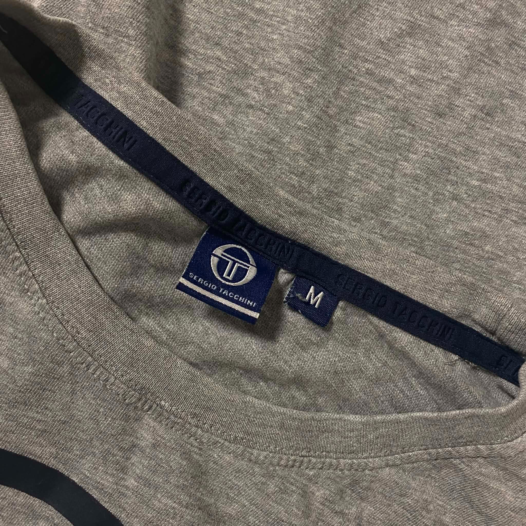 Voir photo 5 de T-shirt Homme à Manches Courtes - SERGIO TACCHINI - M T-shirt Homme à Manches Courtes - SERGIO TACCHINI - M Bon état reconditionné photo 5