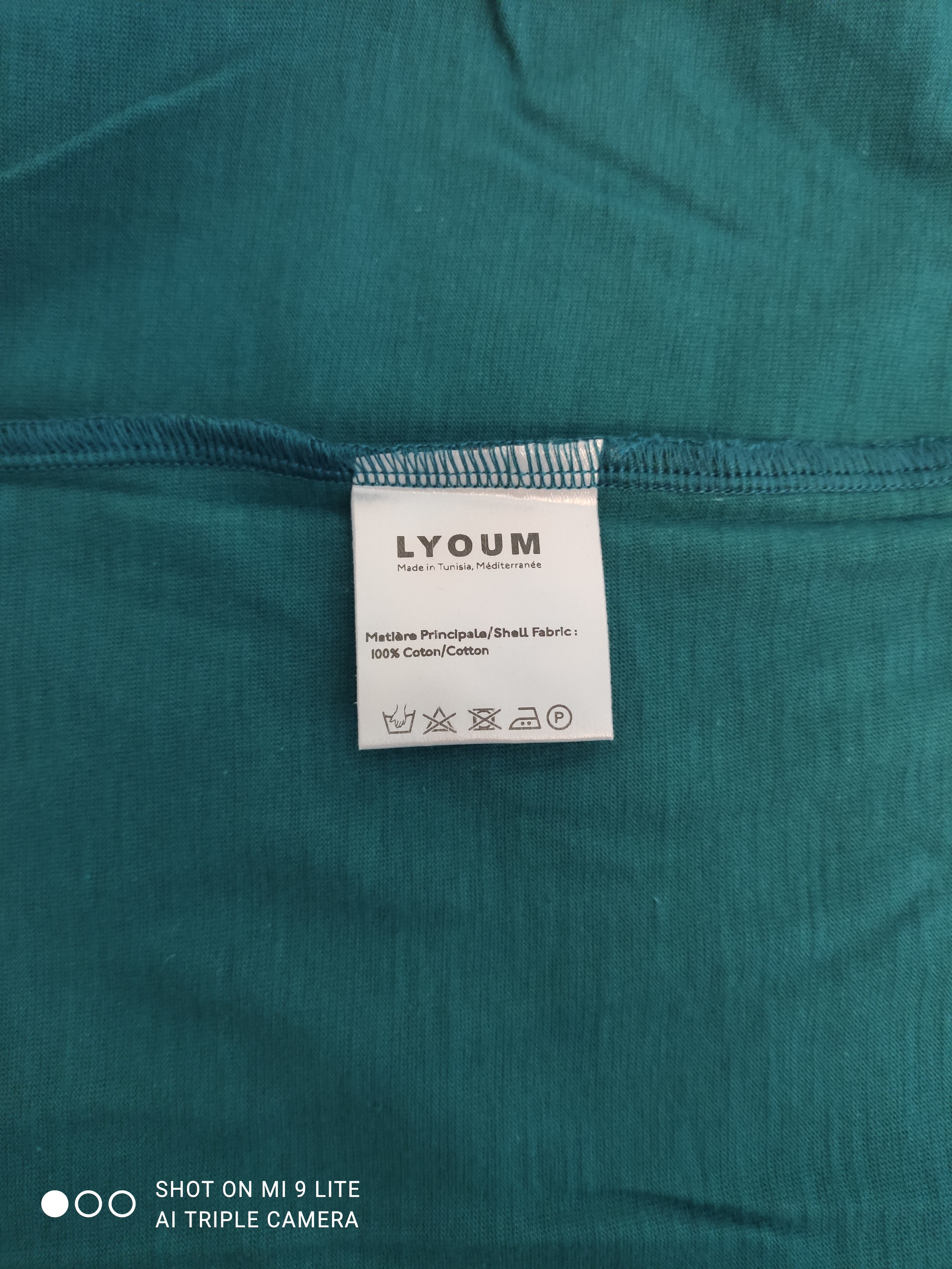 Voir photo 4 de T-shirt homme vert émeraude calligraphie arabe "chéri" – LYOUM – Taille S (Neuf) T-shirt homme vert émeraude calligraphie arabe "chéri" – LYOUM – Taille S (Neuf) Parfait état reconditionné photo 4