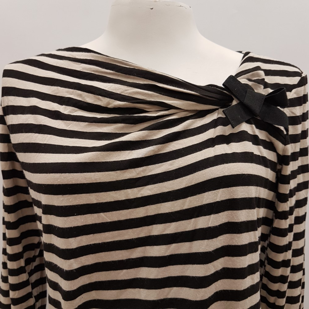 Voir photo 5 de T-shirt manches 3/4 noir et beige - 123 - Taille 42 T-shirt manches 3/4 noir et beige - 123 - Taille 42 Très bon état reconditionné photo 5