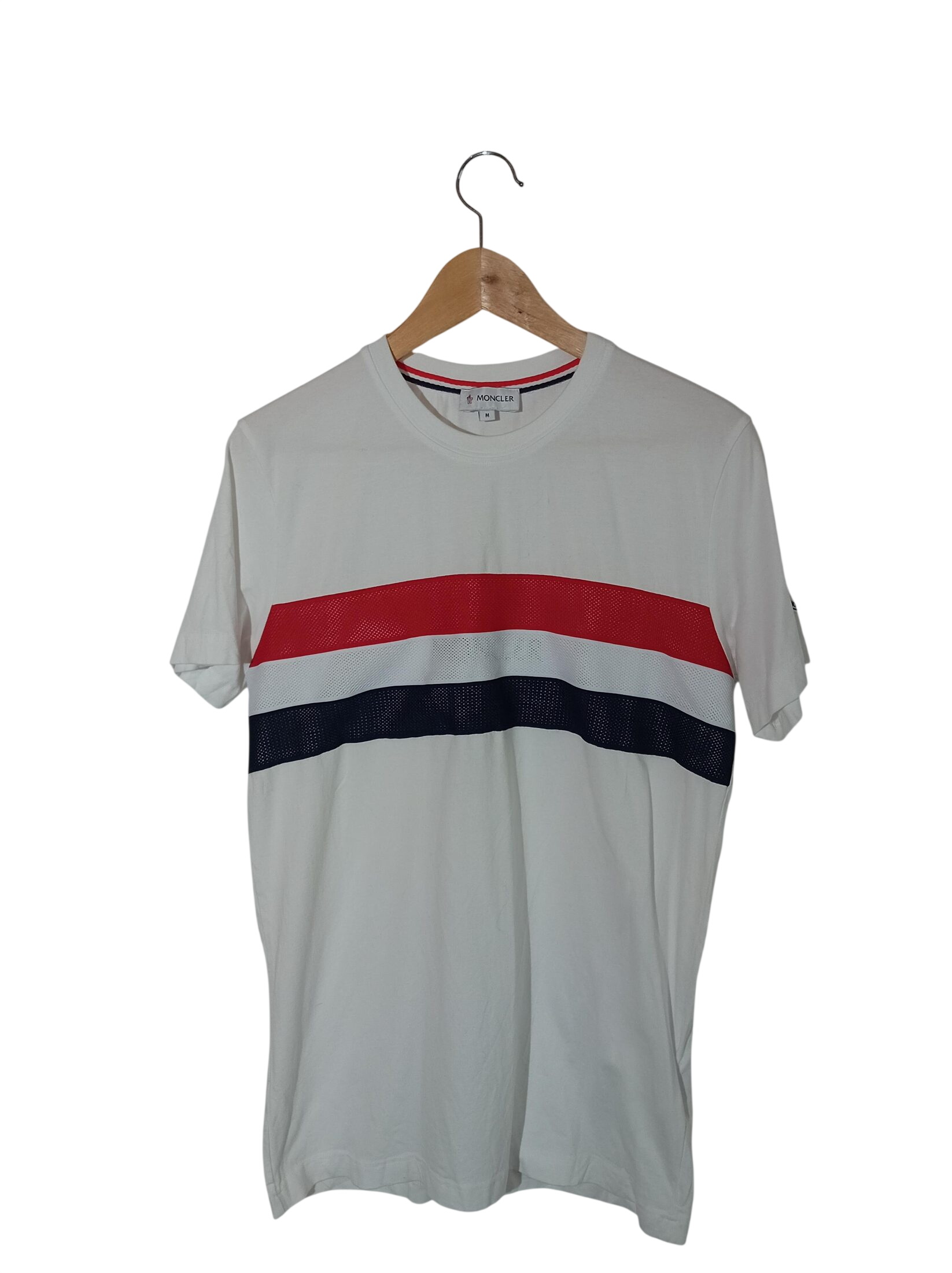 Acheter T-shirt Moncler Blanc À Bandes Tricolores (T5897) - 62,00 € T-shirt Moncler Blanc À Bandes Tricolores (T5897) reconditionné disponible sur Label Emmaüs