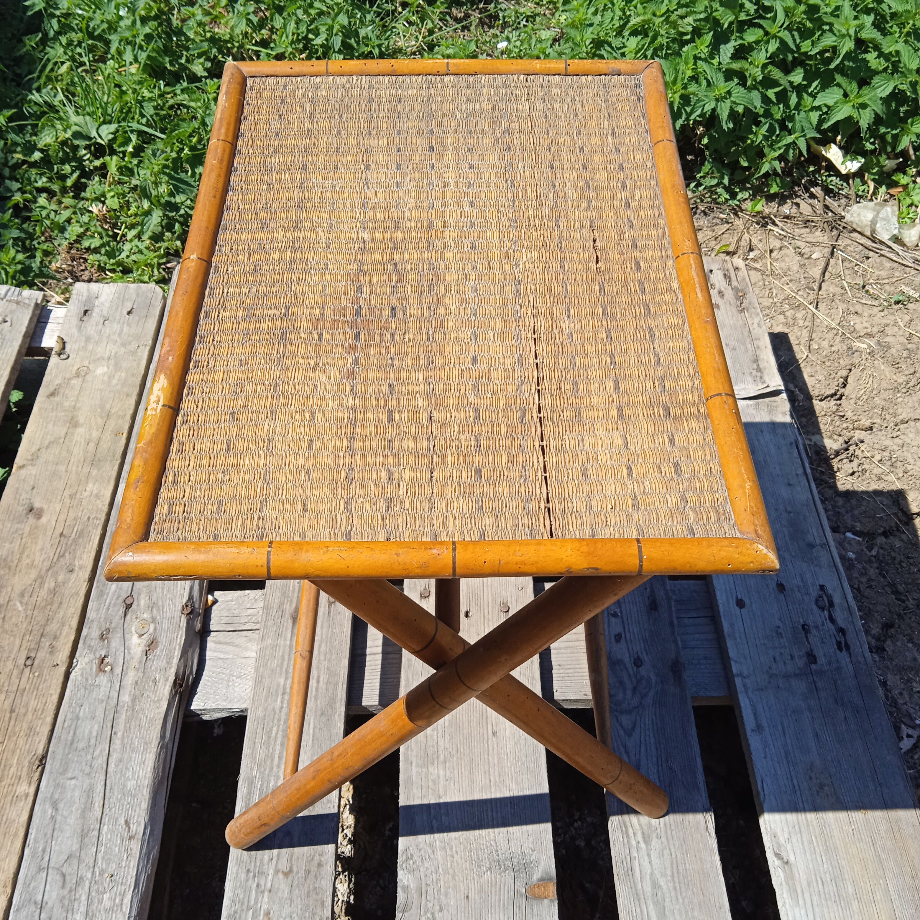 Voir photo 10 de Table Basse d'appoint Pliante imitation Bambou Table Basse d'appoint Pliante imitation Bambou État correct reconditionné photo 10