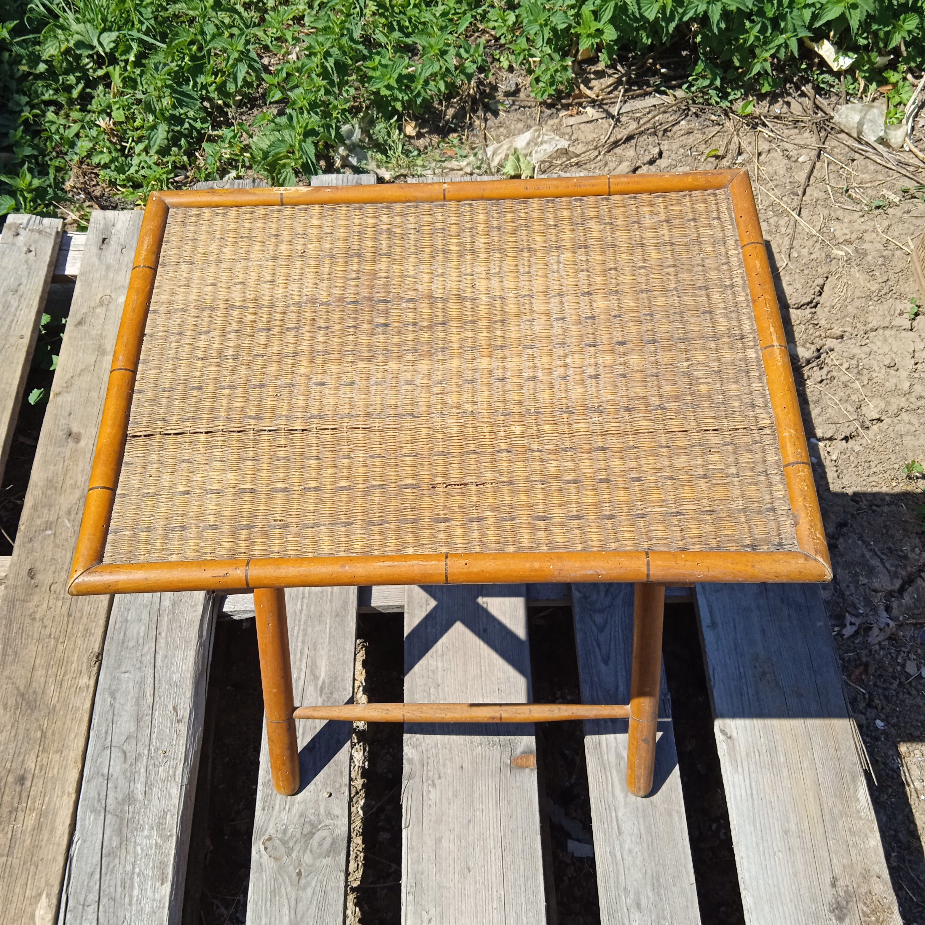 Voir photo 9 de Table Basse d'appoint Pliante imitation Bambou Table Basse d'appoint Pliante imitation Bambou État correct reconditionné photo 9