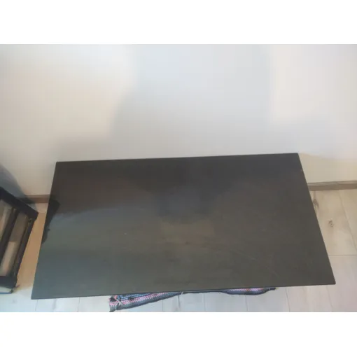 Table basse en marbre noir Bon état reconditionné disponible sur Rakuten