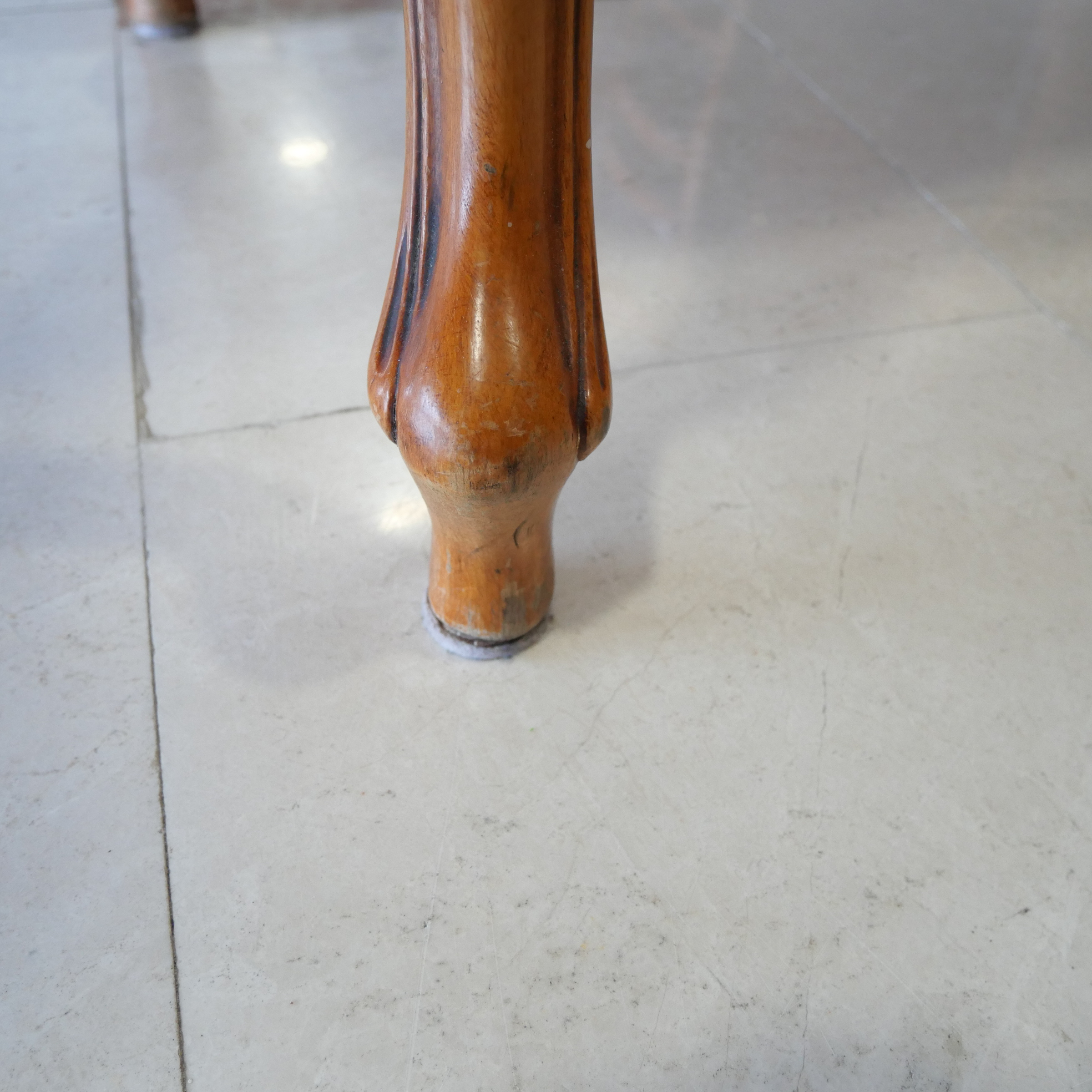 Voir photo 8 de Table basse marbre type Brèche d'Alep Table basse marbre type Brèche d'Alep reconditionné photo 8