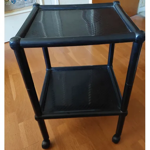 Table basse multifonctionnelle plastique noire démontable facile à assembler 2 niveaux Bon état - 10,00 € Table basse multifonctionnelle plastique noire démontable facile à assembler 2 niveaux Bon état reconditionné disponible sur Rakuten