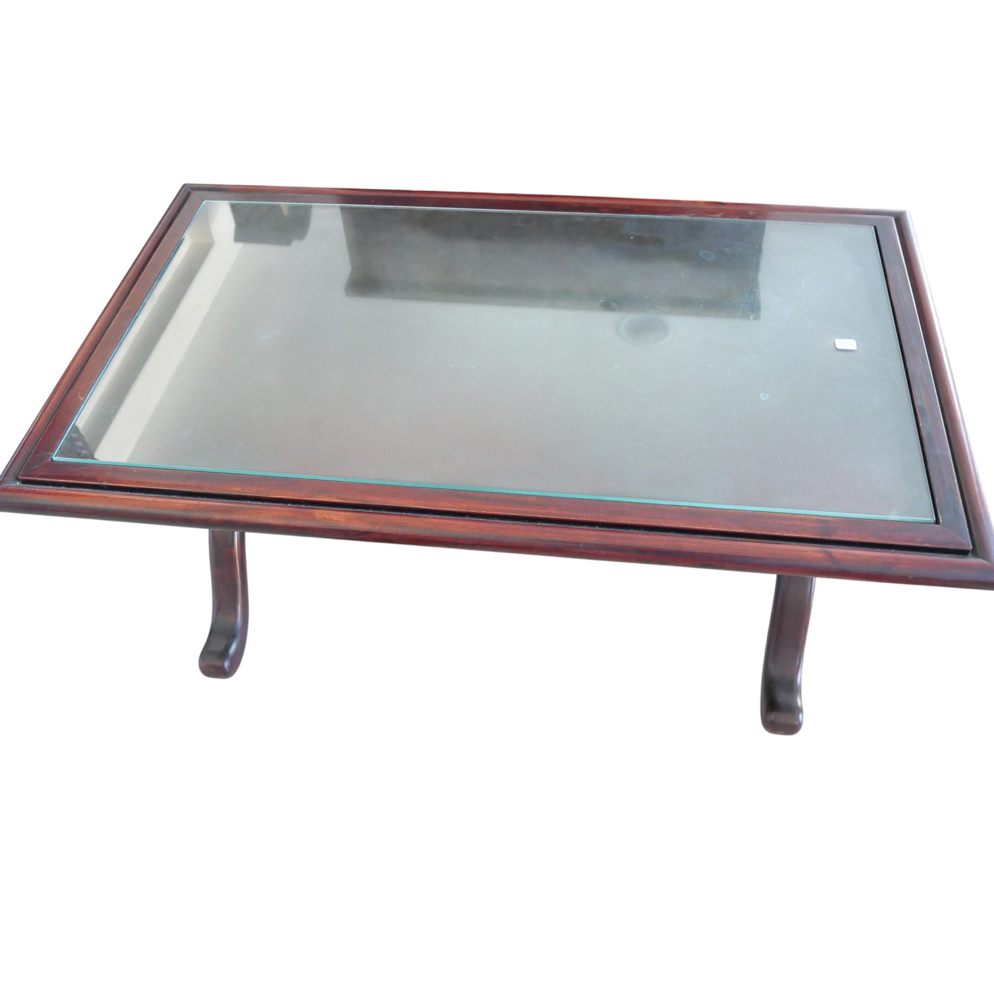 Table basse vintage en bois et verre Bon état - 55,20 € Table basse vintage en bois et verre Bon état reconditionné disponible sur Label Emmaüs
