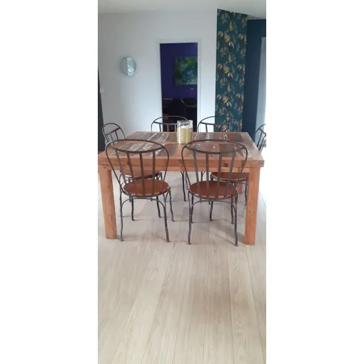 Table Carrée Salle À Manger Et 6 Chaises occasion - 400,00 € Table Carrée Salle À Manger Et 6 Chaises occasion reconditionné disponible sur Rakuten