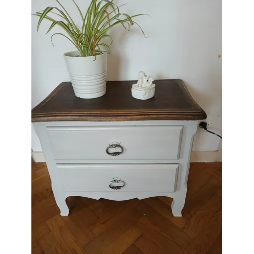Table chevet Bon état reconditionné disponible sur Rakuten