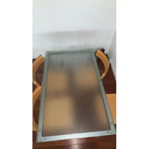 Table De Salle À Manger Avec Lot De 4 Chaises En Bois Bon état reconditionné disponible sur Rakuten