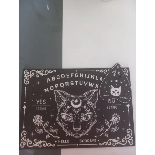 Acheter Table Ouija occasion - 15,00 € Table Ouija occasion reconditionné disponible sur Rakuten