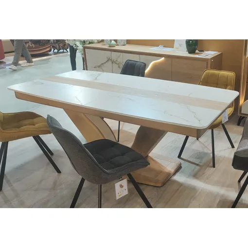 Table Bon état reconditionné disponible sur Rakuten