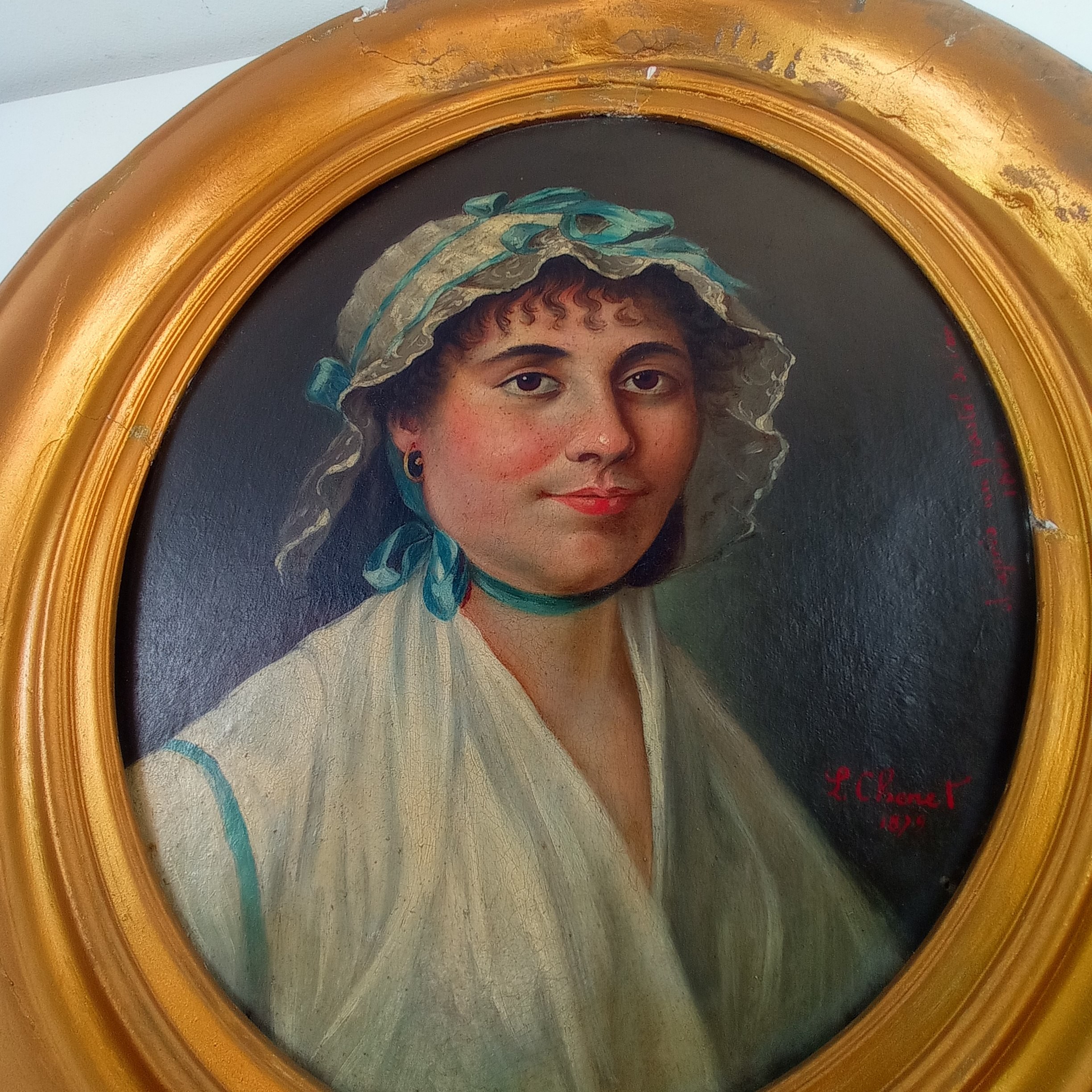 Voir photo 2 de Tableau ancien en médaillon , portrait, L. Chenet 1879, huile sur bois et renfort carton Tableau ancien en médaillon , portrait, L. Chenet 1879, huile sur bois et renfort carton État correct reconditionné photo 2