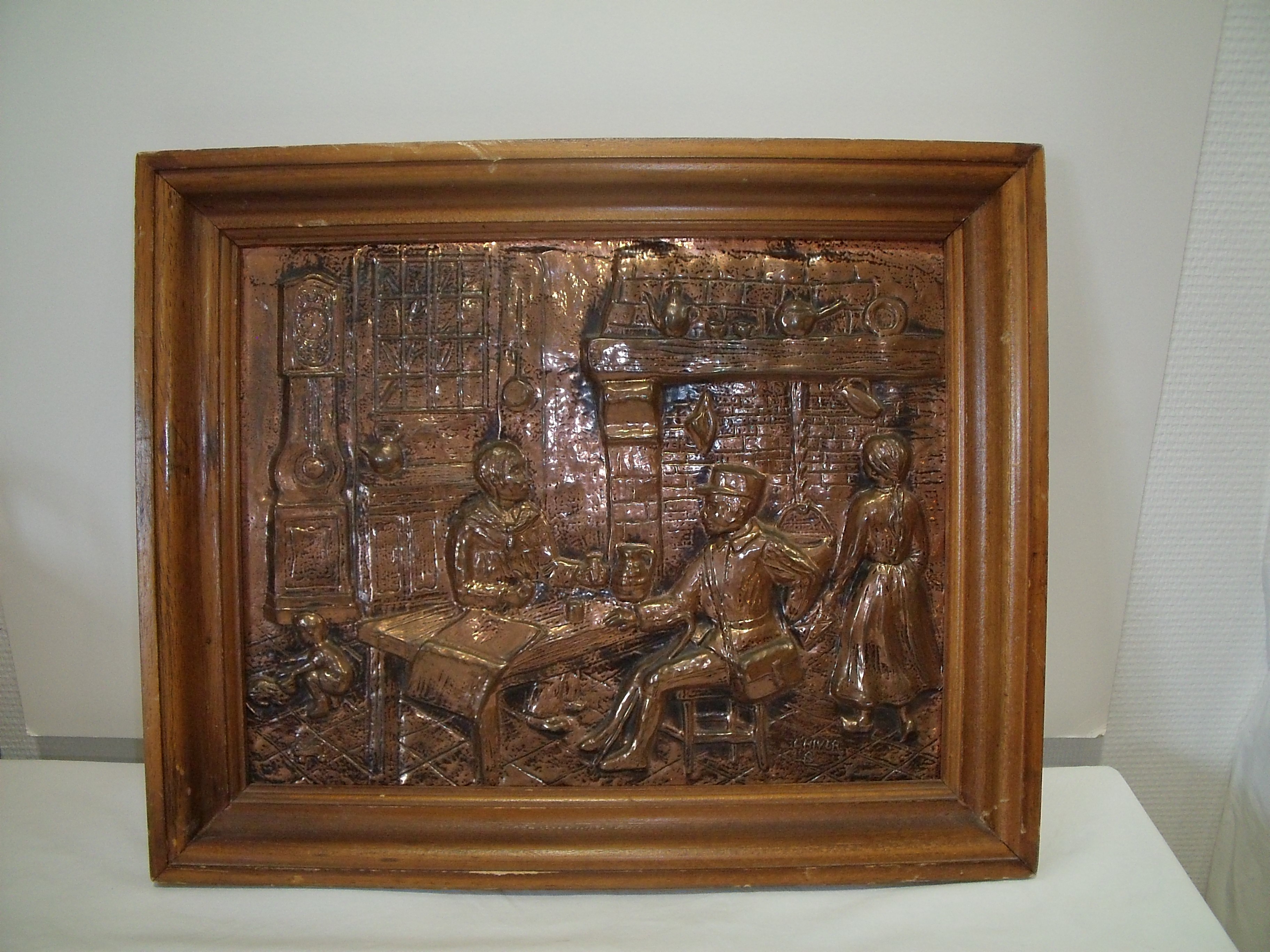 Acheter Tableau Bas relief "scène facteur" en cuivre Bon état - 10,00 € Tableau Bas relief "scène facteur" en cuivre Bon état reconditionné disponible sur Label Emmaüs