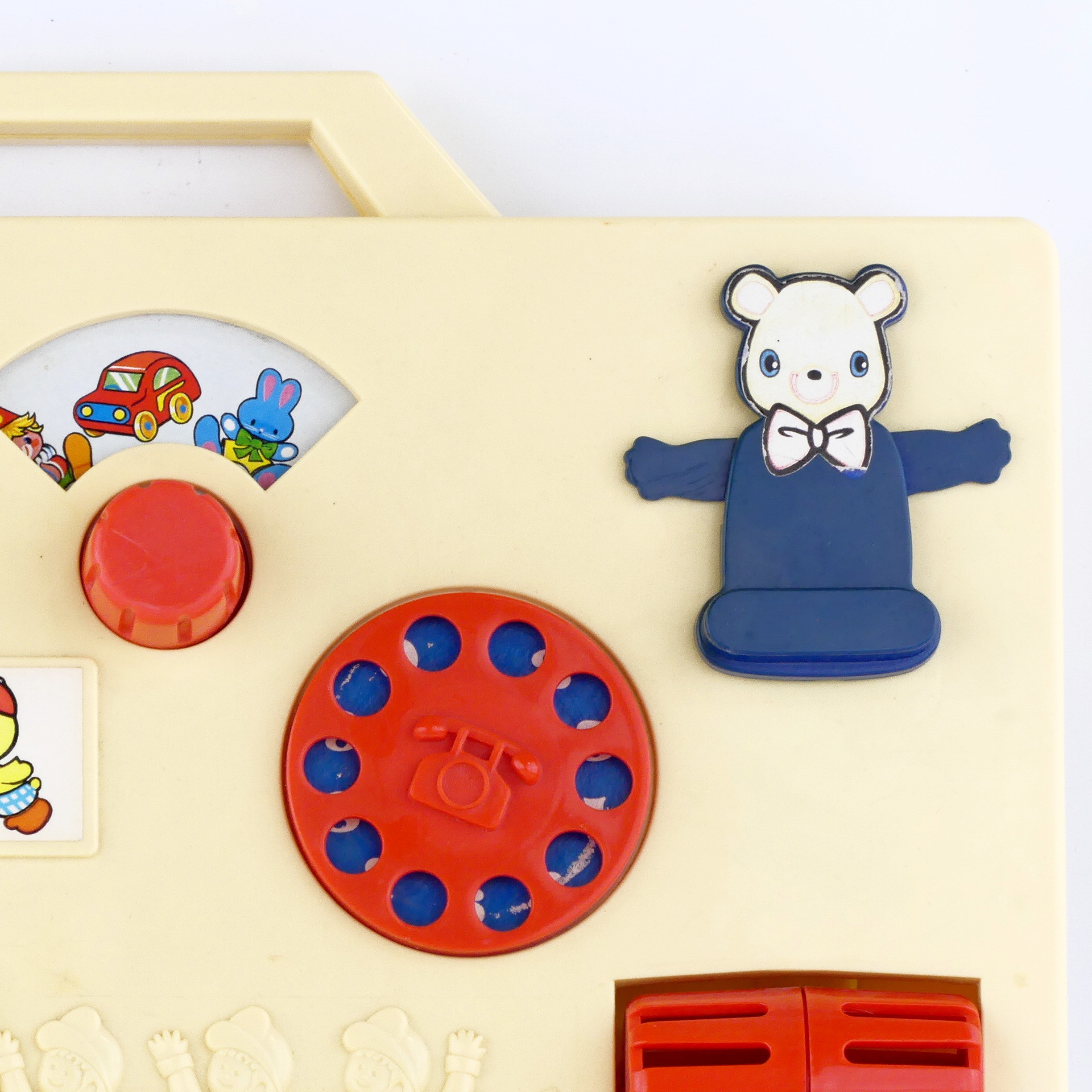 Voir photo 3 de Tableau d'éveil et d'activité vintage style Fisher Price Tableau d'éveil et d'activité vintage style Fisher Price Bon état reconditionné photo 3