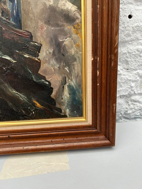 Voir photo 7 de Tableau marine huile sur toile cadre bois doré scène tempête bateau XXe Tableau marine huile sur toile cadre bois doré scène tempête bateau XXe Très bon état reconditionné photo 7