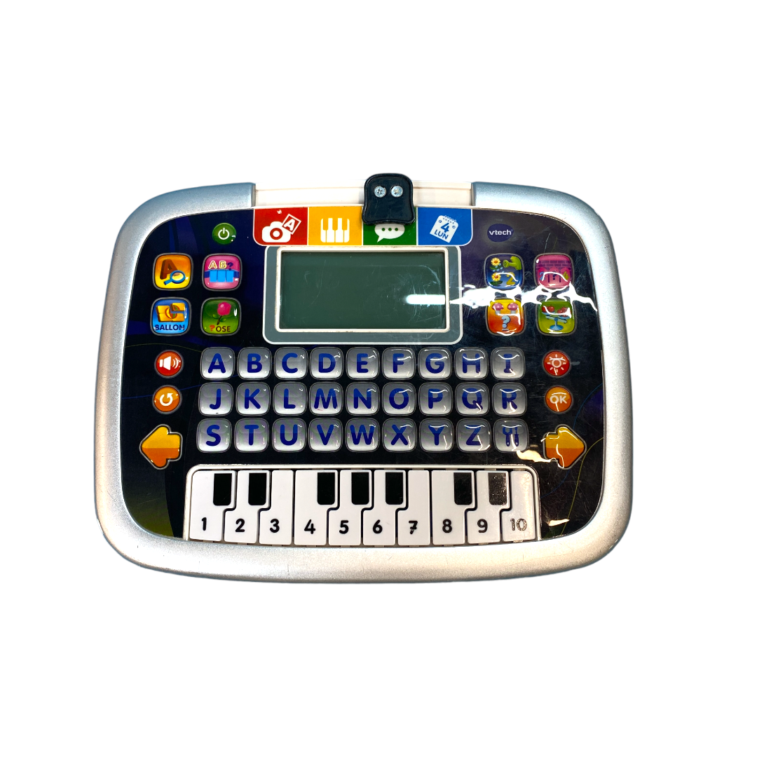 Tablette P'tit Genius Kid Très bon état - 14,90 € Tablette P'tit Genius Kid Très bon état reconditionné disponible sur Label Emmaüs