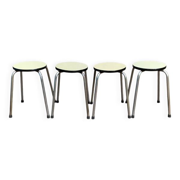Tabourets vintage empilables Formica beige 1960 Bon état reconditionné (offre indisponible)