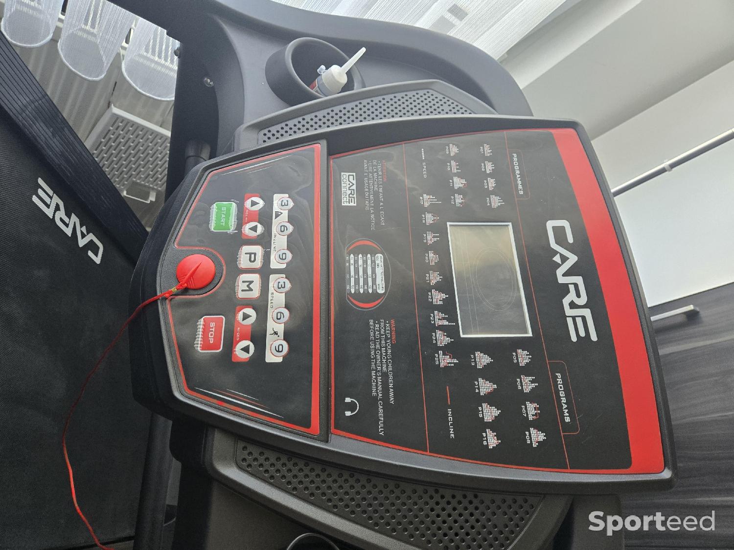 Tapis de course Care Très bon état N/A (Care Fitness est une marque de salles reconditionné disponible sur Sporteed