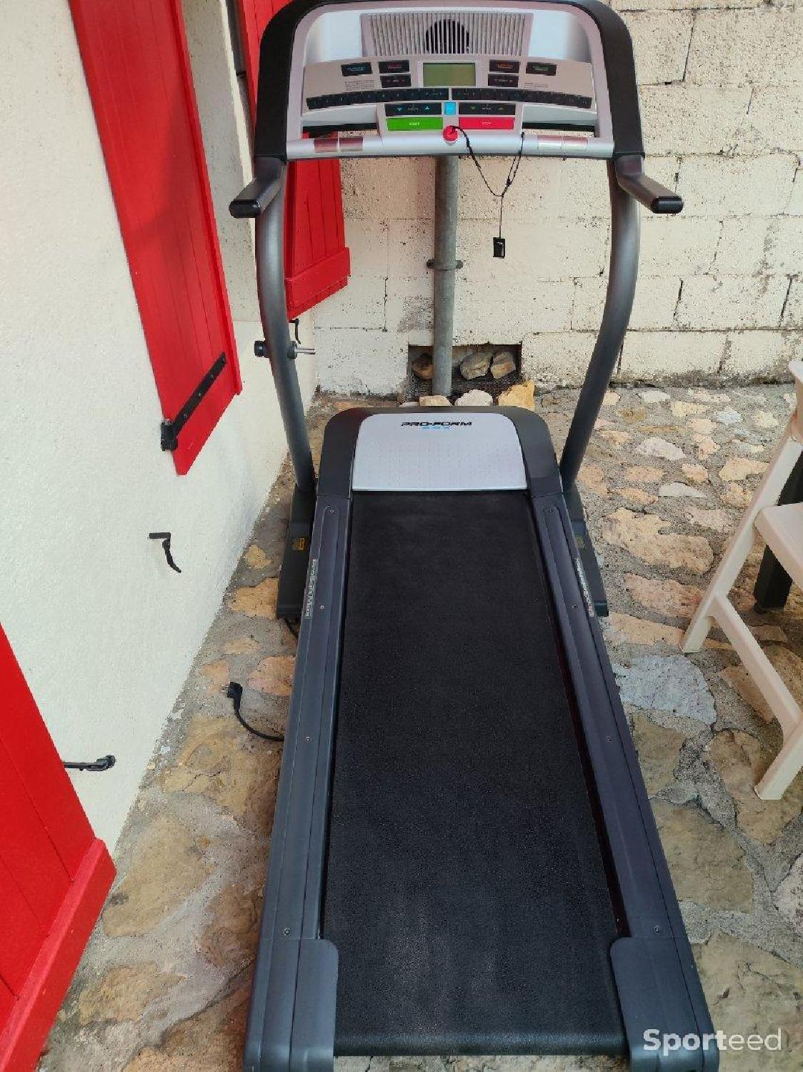 Tapis de course Pro-Form 6.5X Très bon état reconditionné disponible sur Sporteed