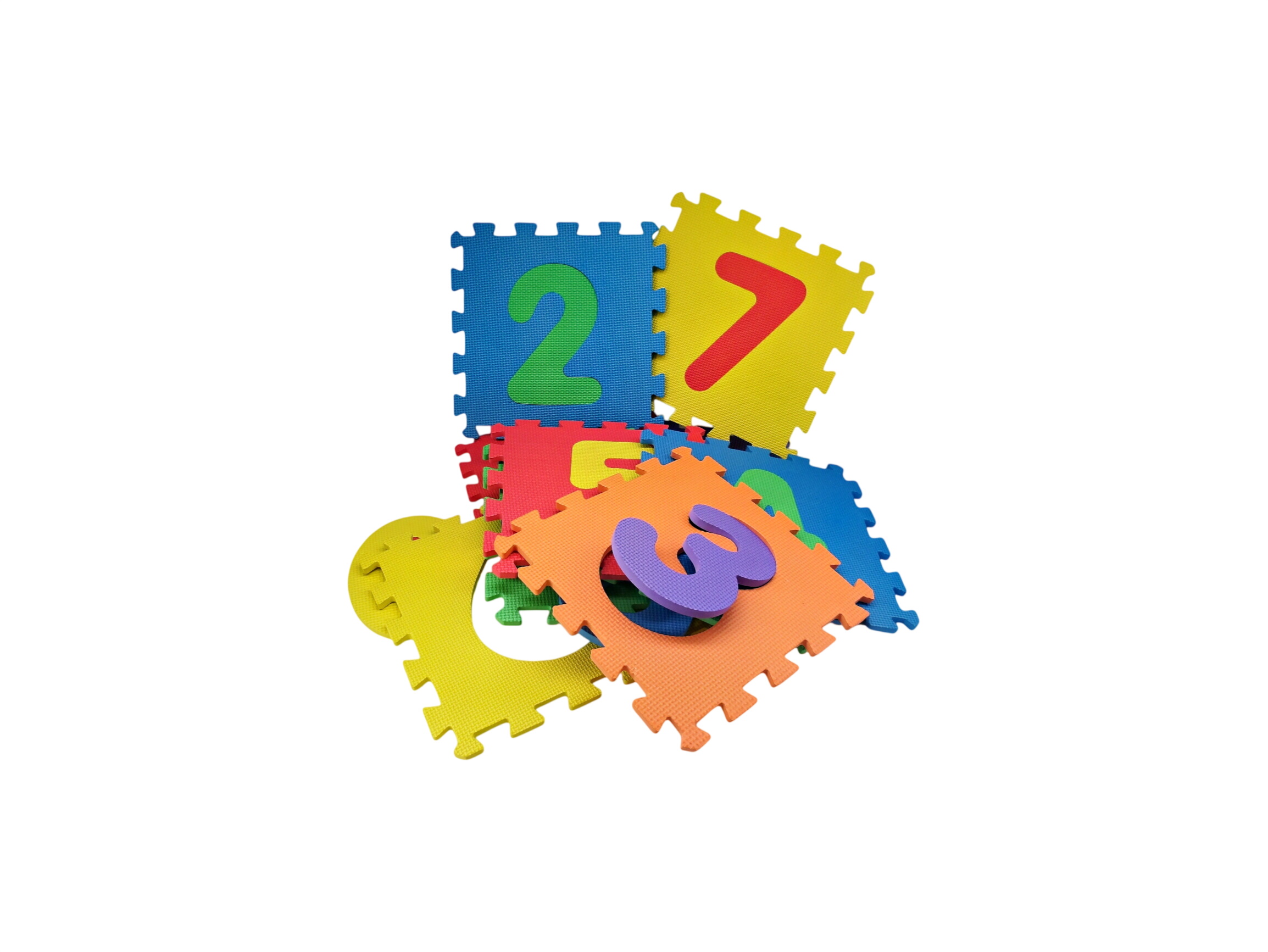 Tapis puzzle mousse chiffres Très bon état - 10,90 € Tapis puzzle mousse chiffres Très bon état reconditionné disponible sur Label Emmaüs