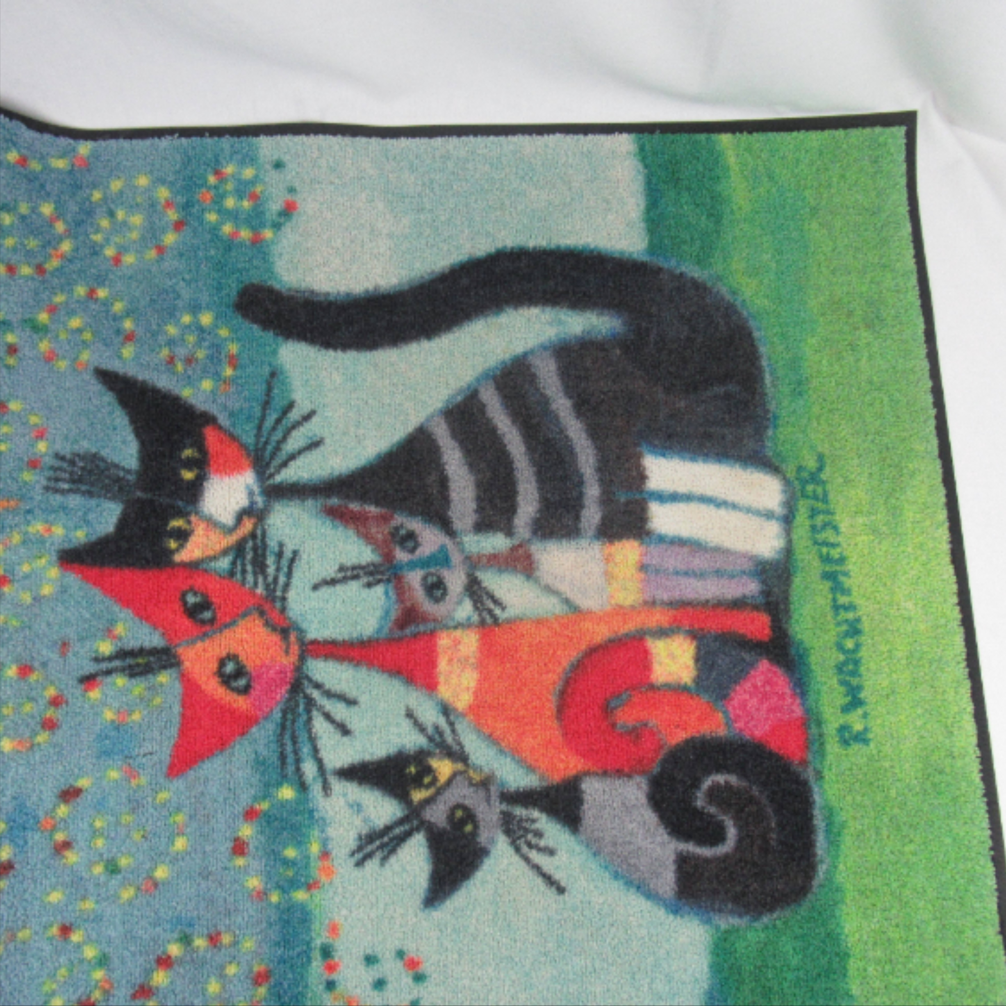 Voir photo 2 de Tapis R.Wachtmeister coloré Tapis R.Wachtmeister coloré Très bon état reconditionné photo 2