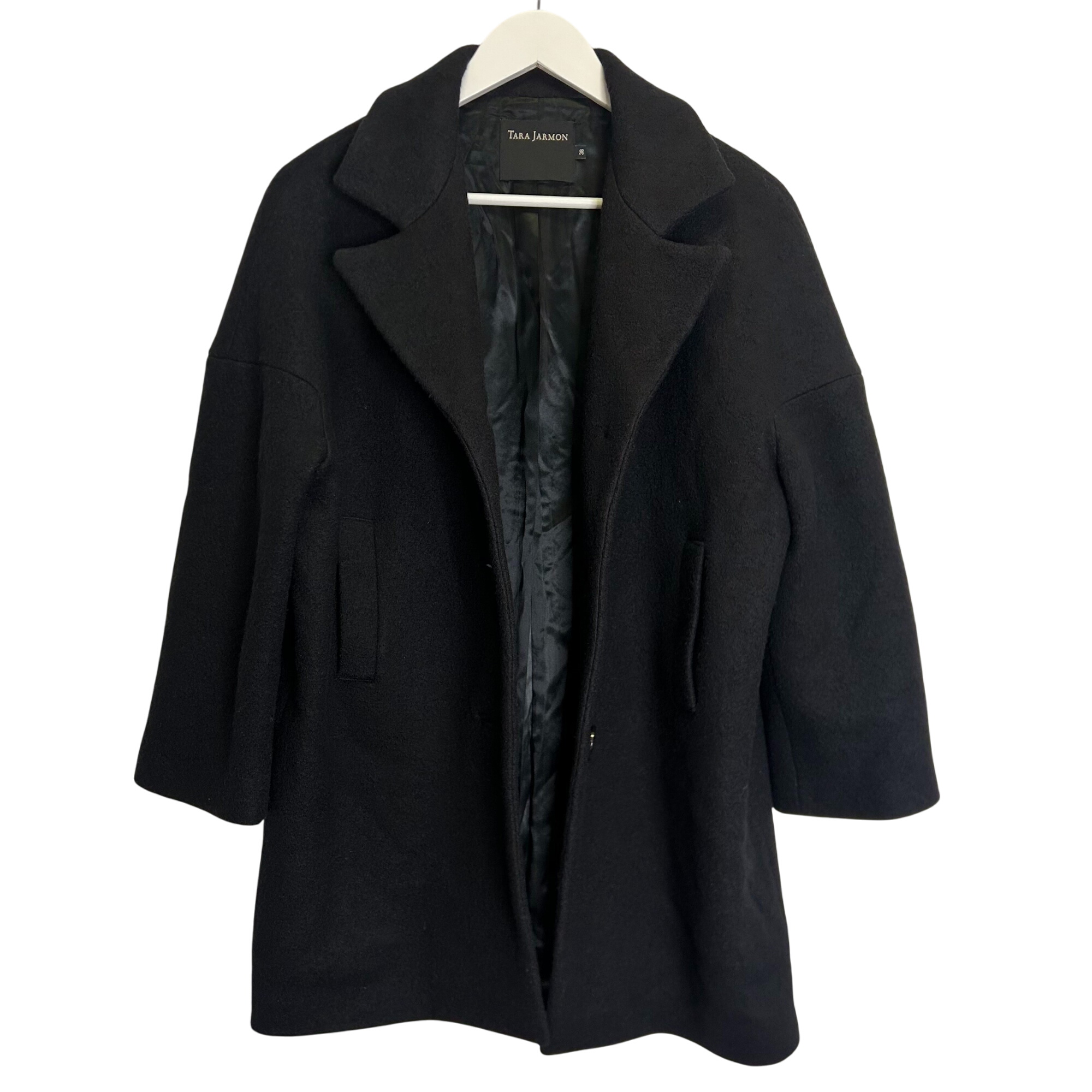 Acheter Tara Jarmon - Manteau - Laine noir - Femme - Taille 38 Très bon état - 52,00 € Tara Jarmon - Manteau - Laine noir - Femme - Taille 38 Très bon état reconditionné disponible sur Label Emmaüs